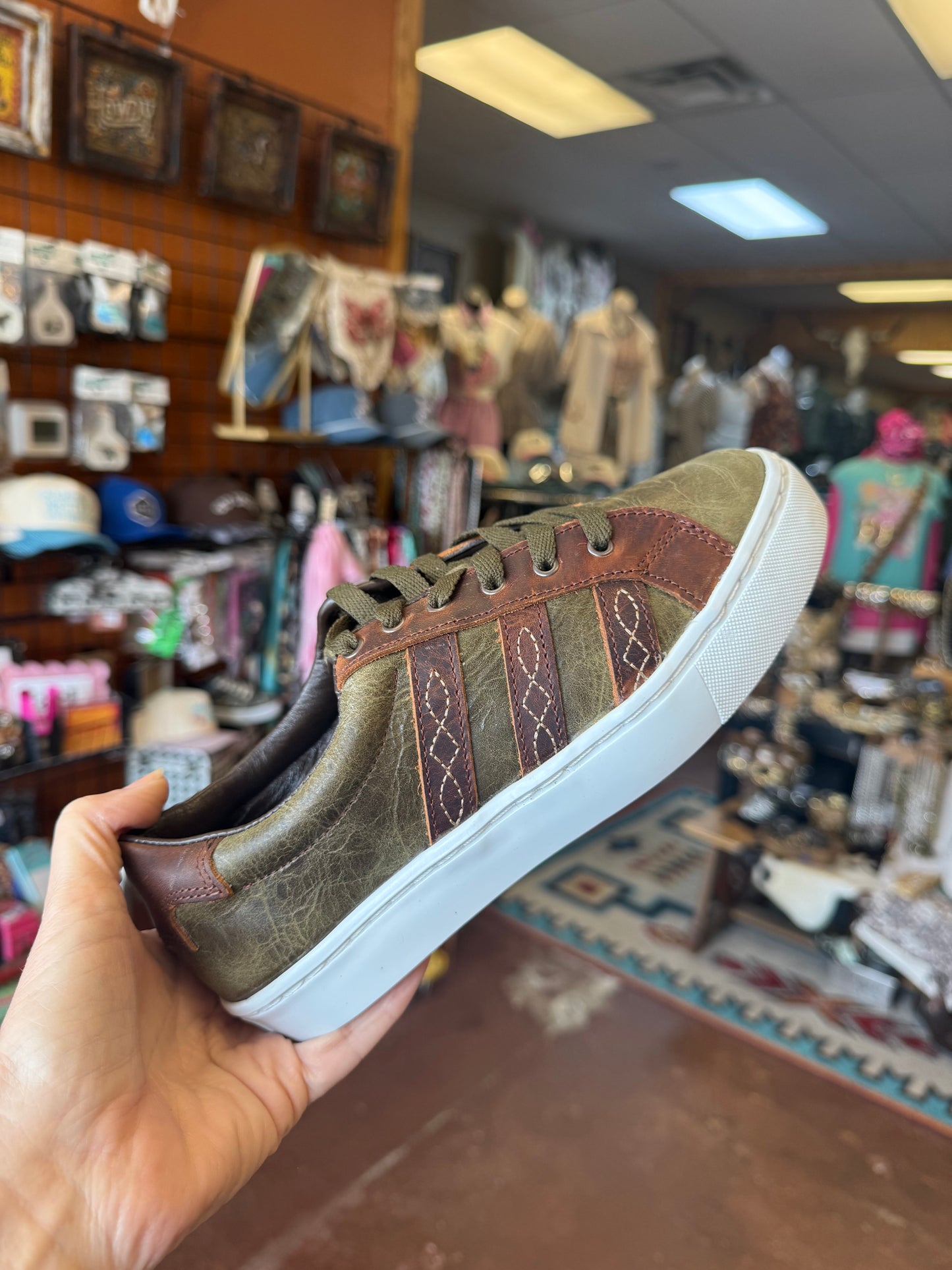 Sheridan Game Day Tennis Shoe
