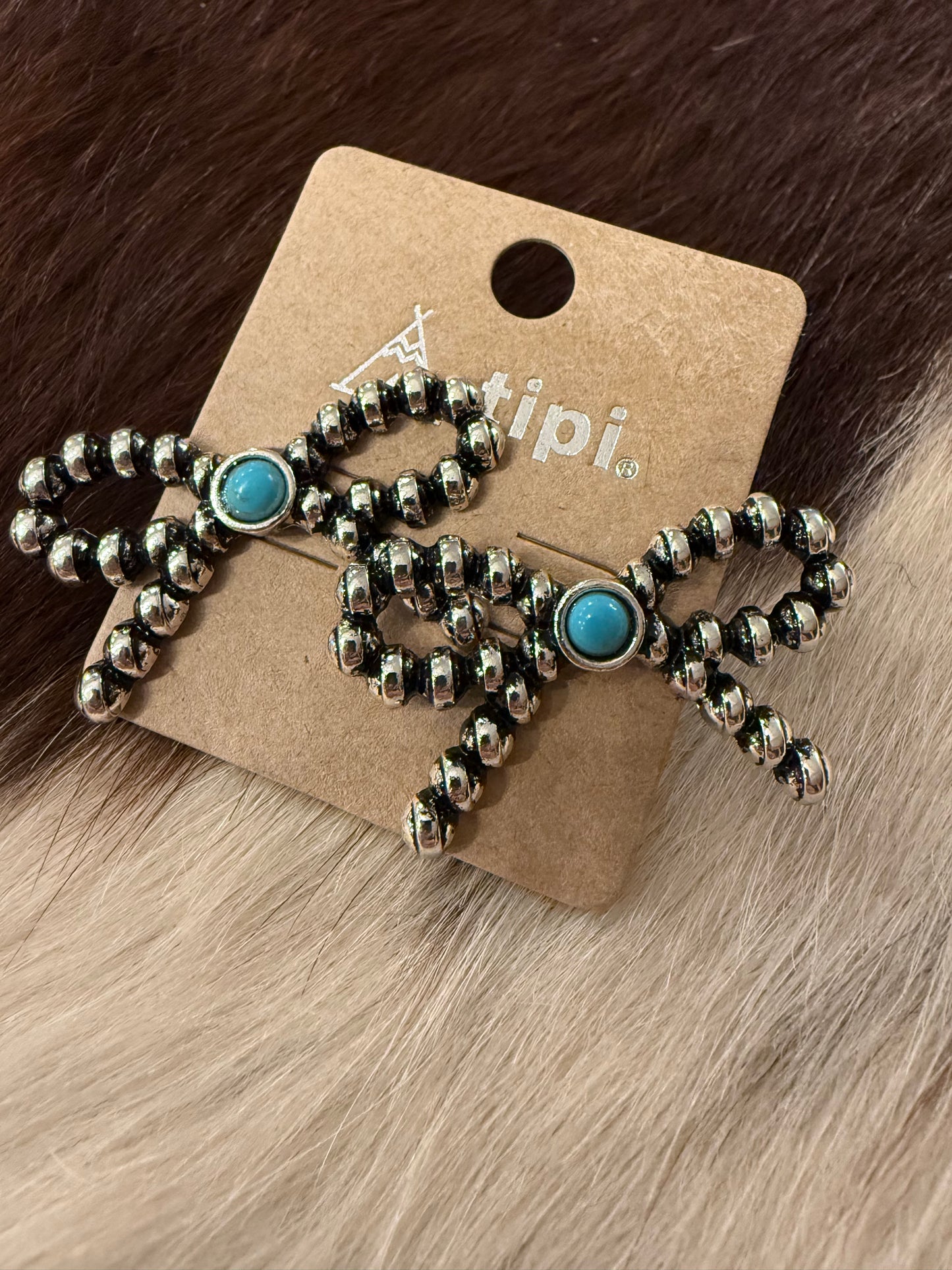 Bow Bee Earrings