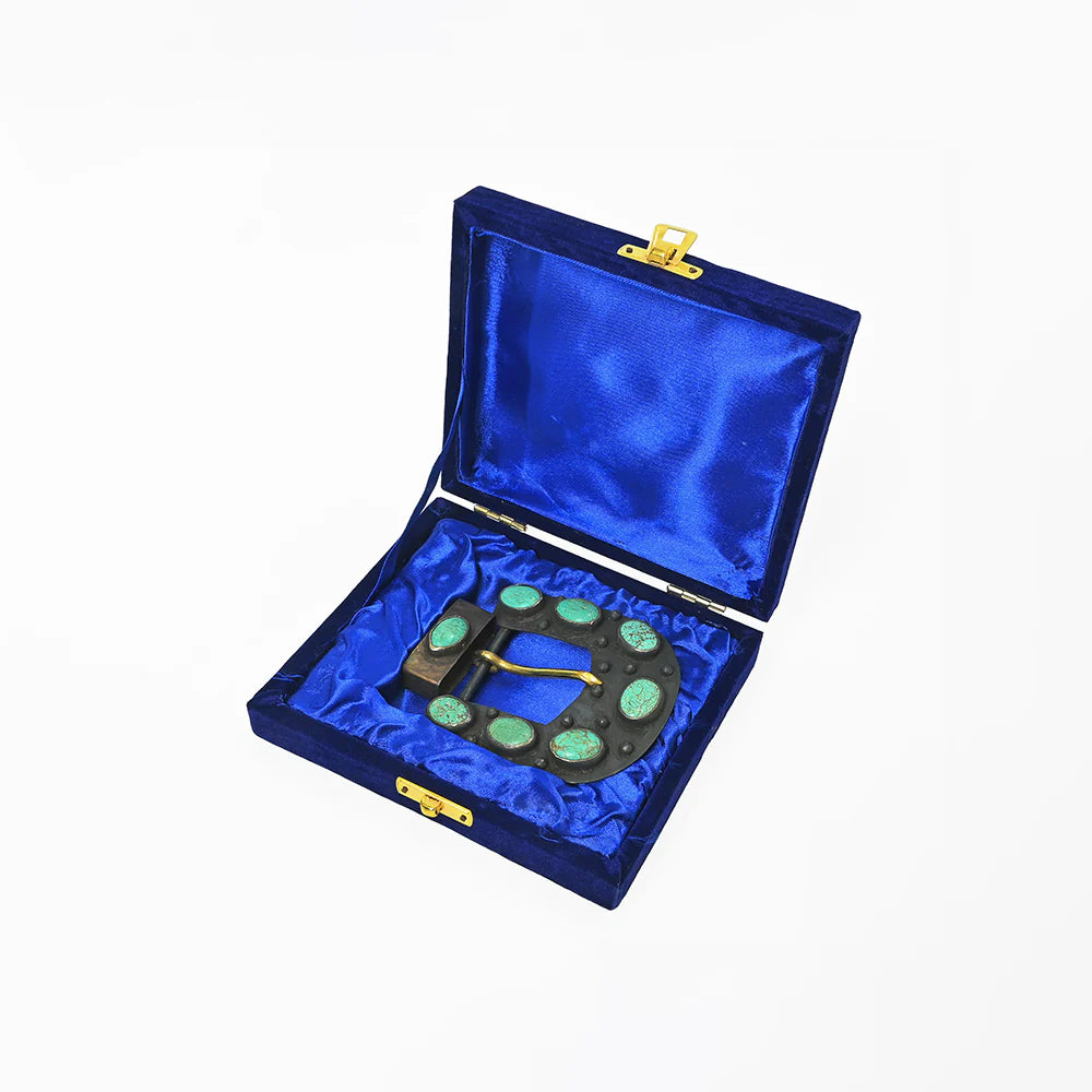 Metal Horseshoe Stone Belt Buckle Set