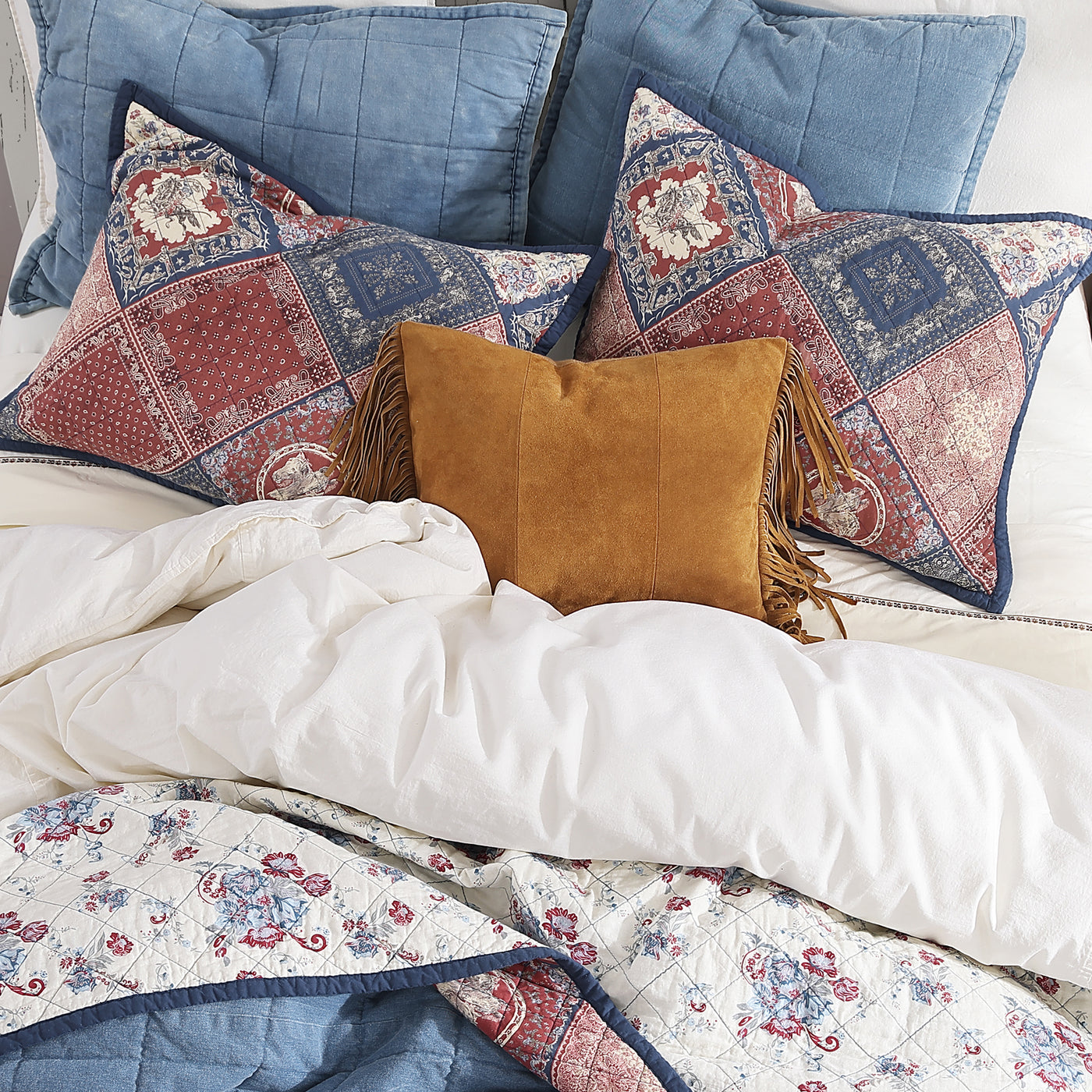 PATCHWORK BANDANA
REVERSIBLE QUILT SET