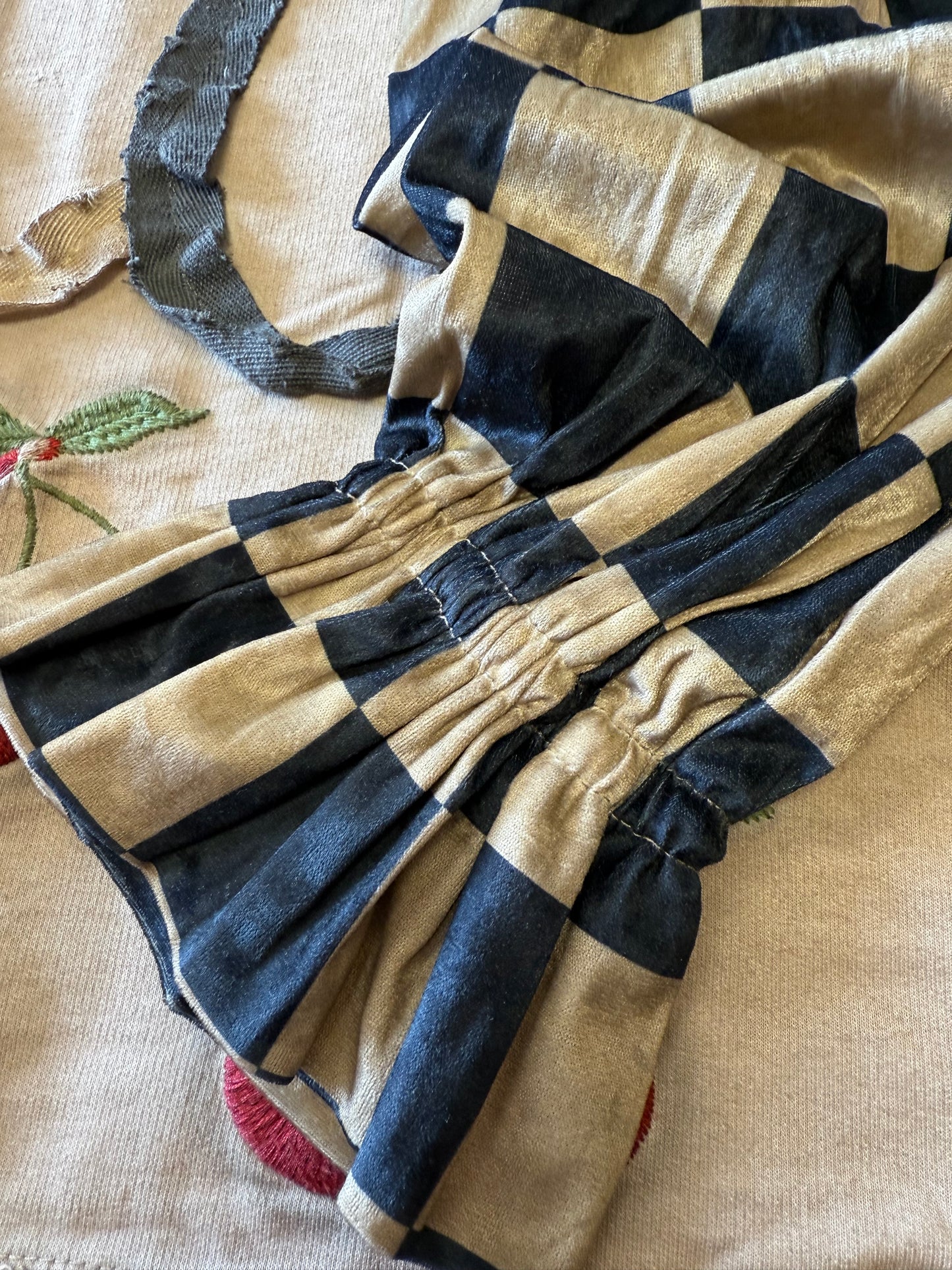 Rare Bird - Sweet Cherry Top