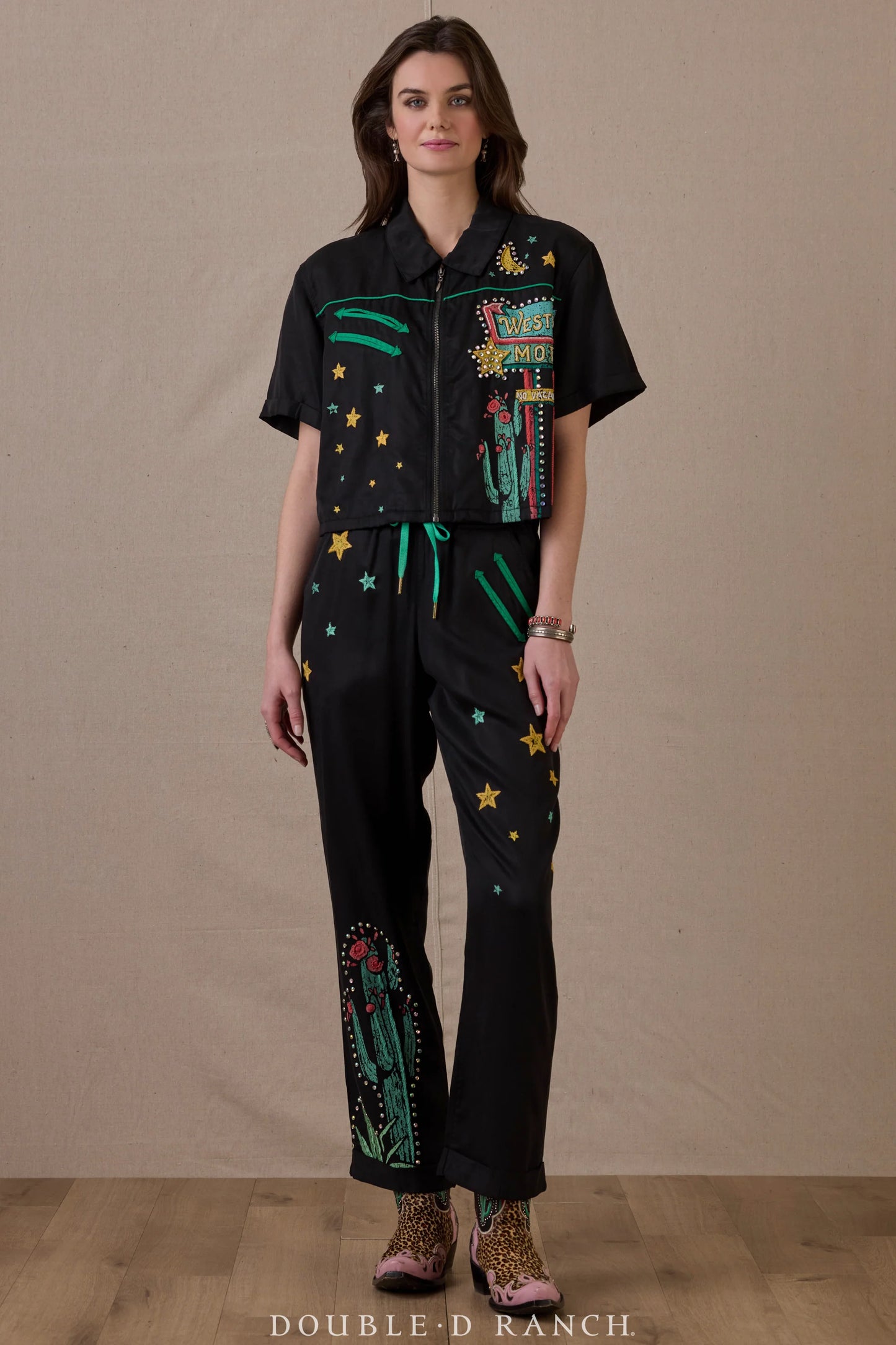 Double D Ranch Motel Set