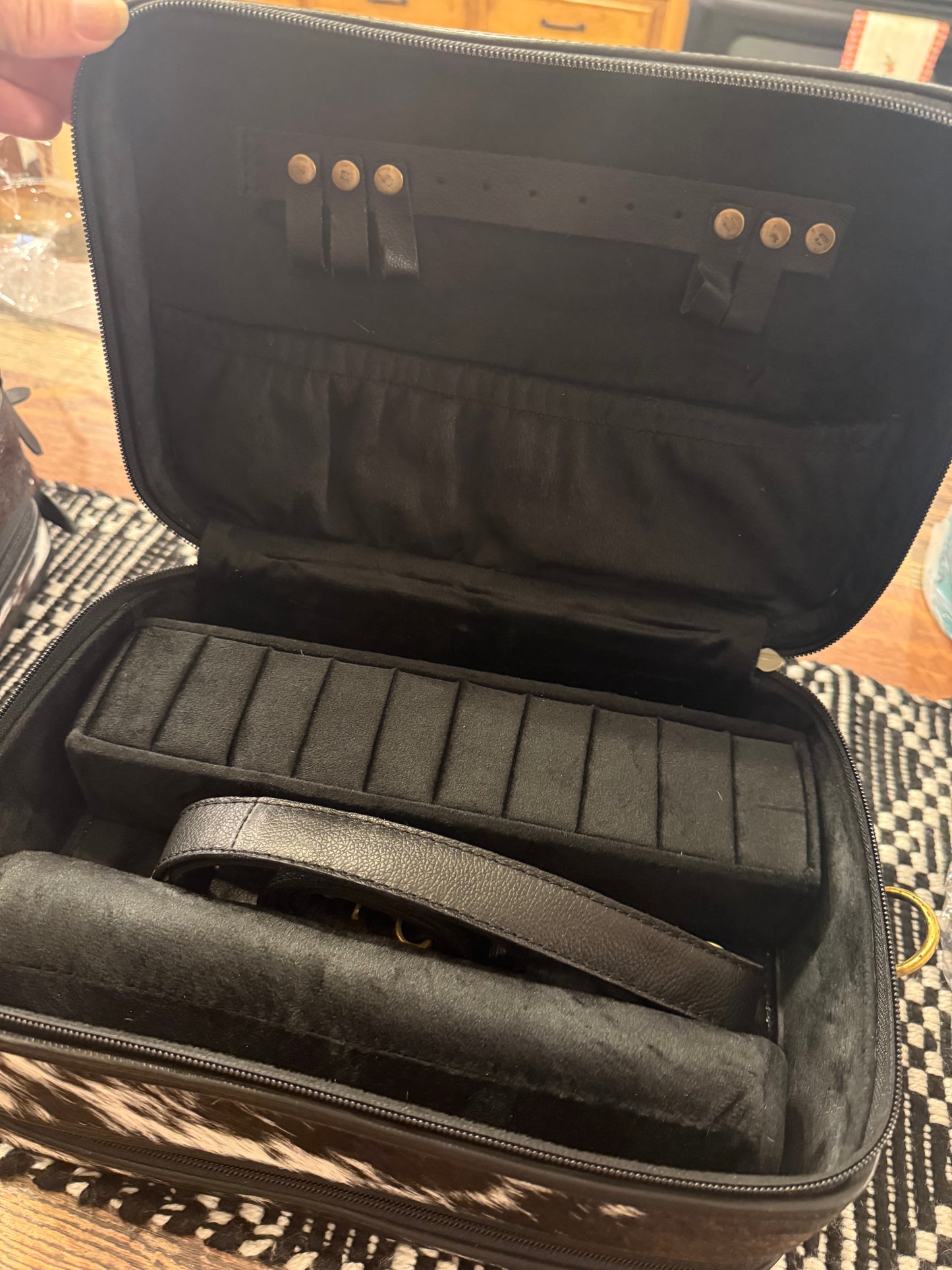 Checked Up Jewelry Case