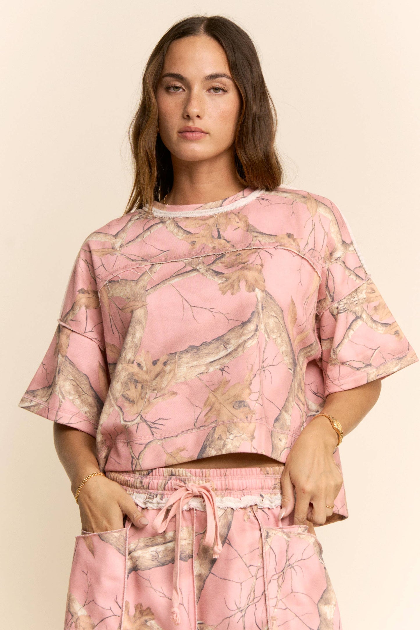 CAMO PRINT LOUNGE TOP AND TIE LEG PANTS SET