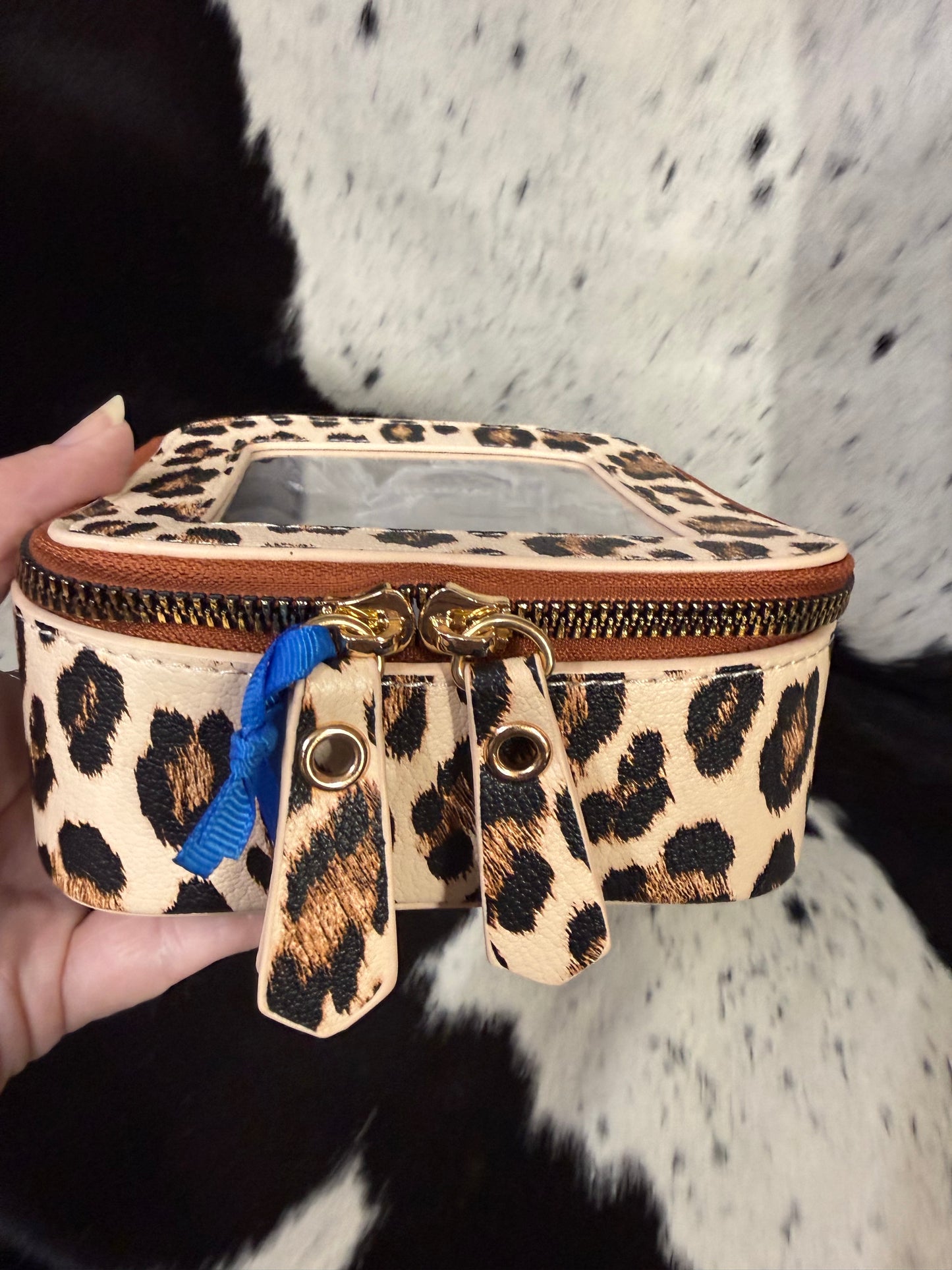 Leopard Zip Box