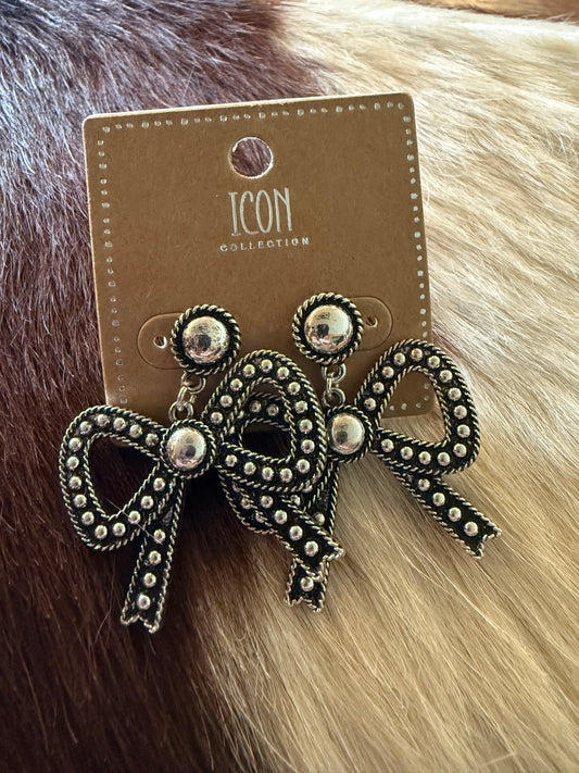 Pretty Bow Earrings