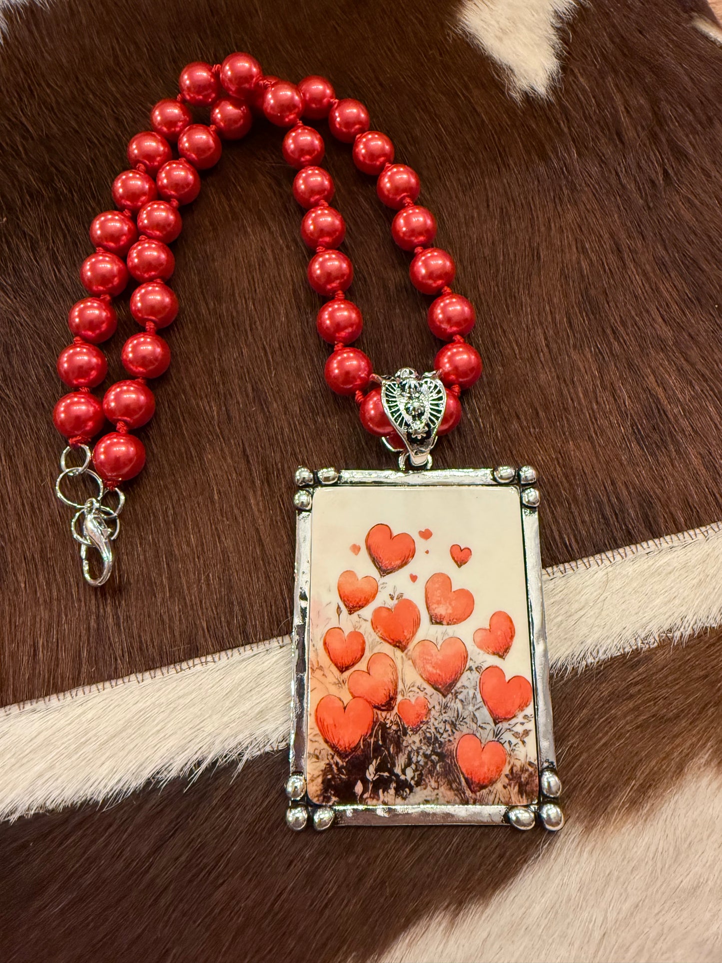 Antique Annie’s Necklaces