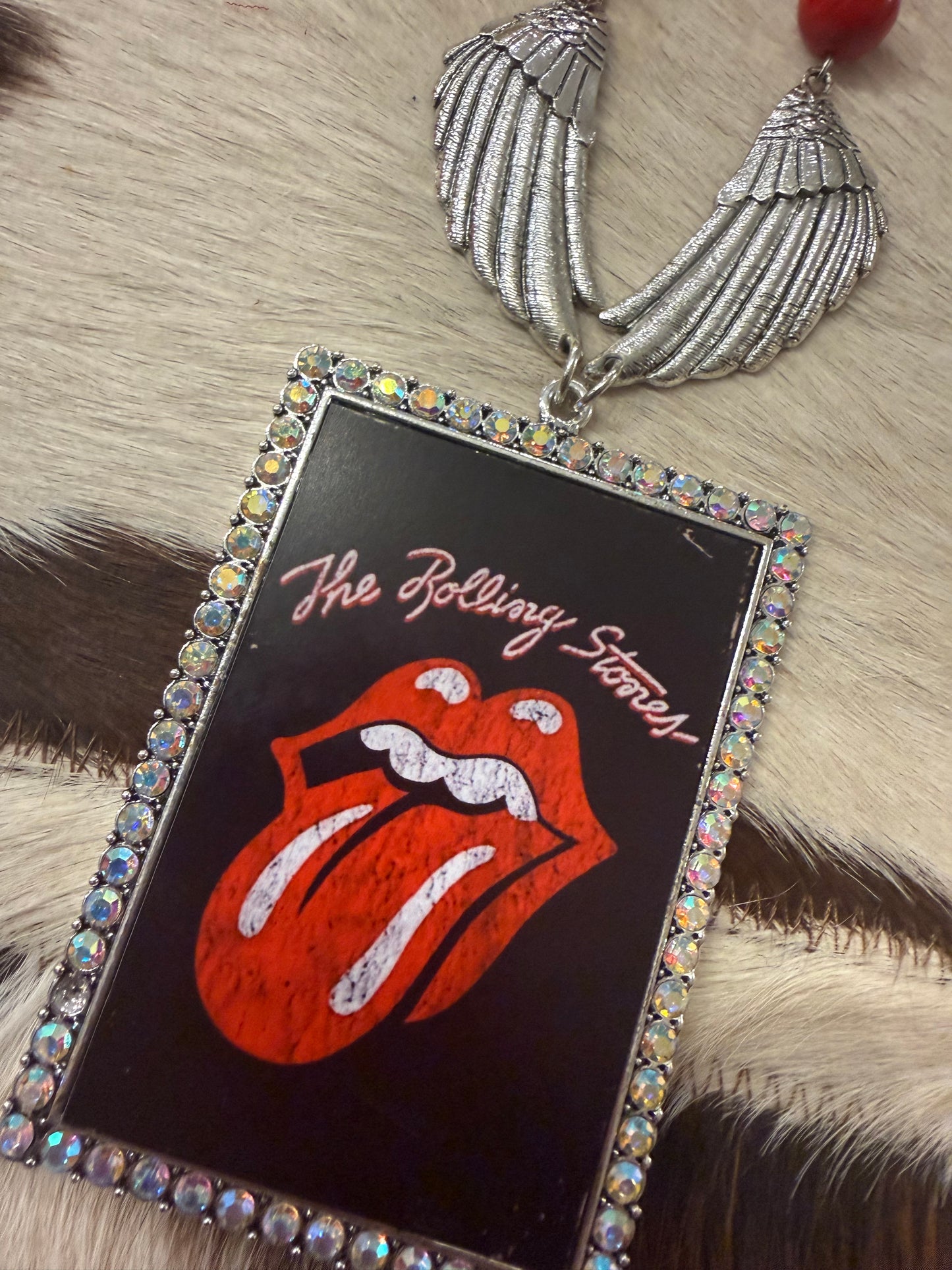 Rolling Stones Fly Necklace