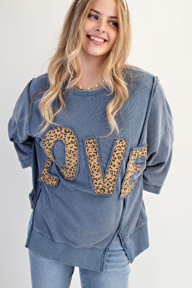 LOVE PATCH FRONT WASHED
TERRY PULLOVER