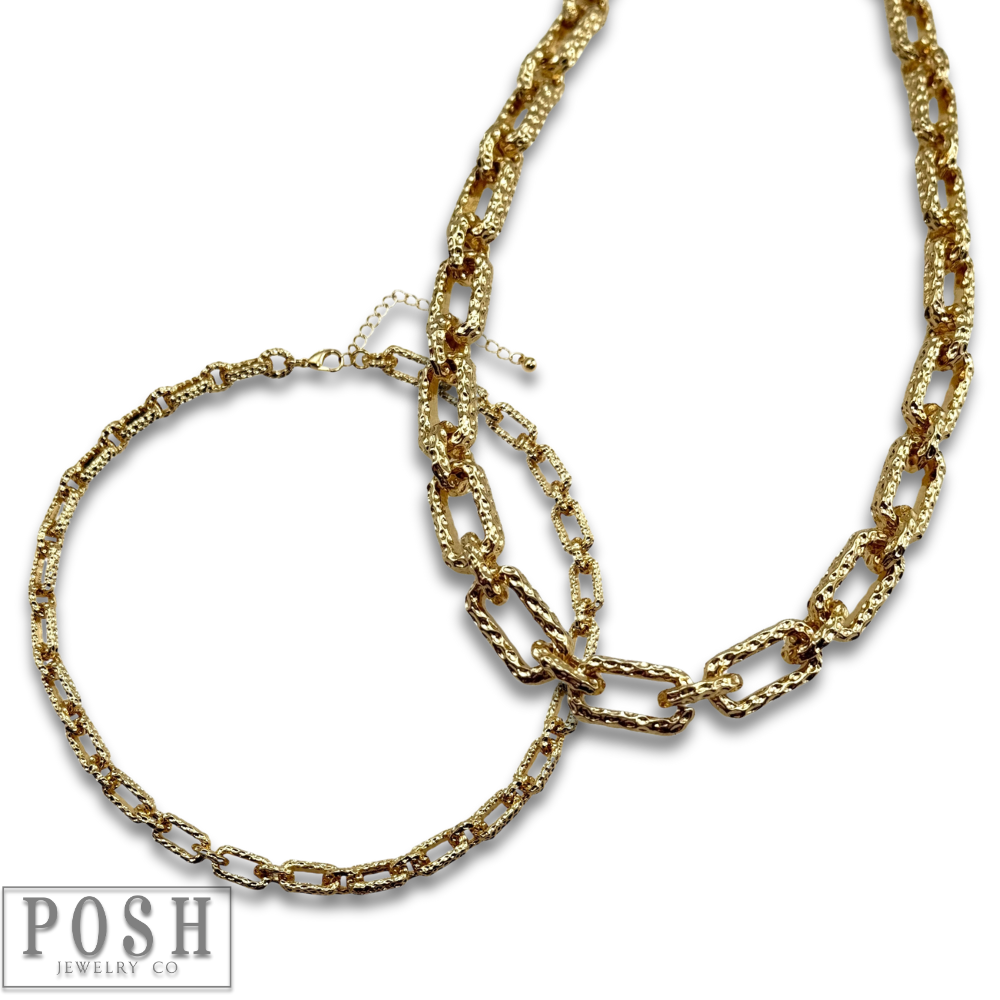 Chunky textured chain necklace