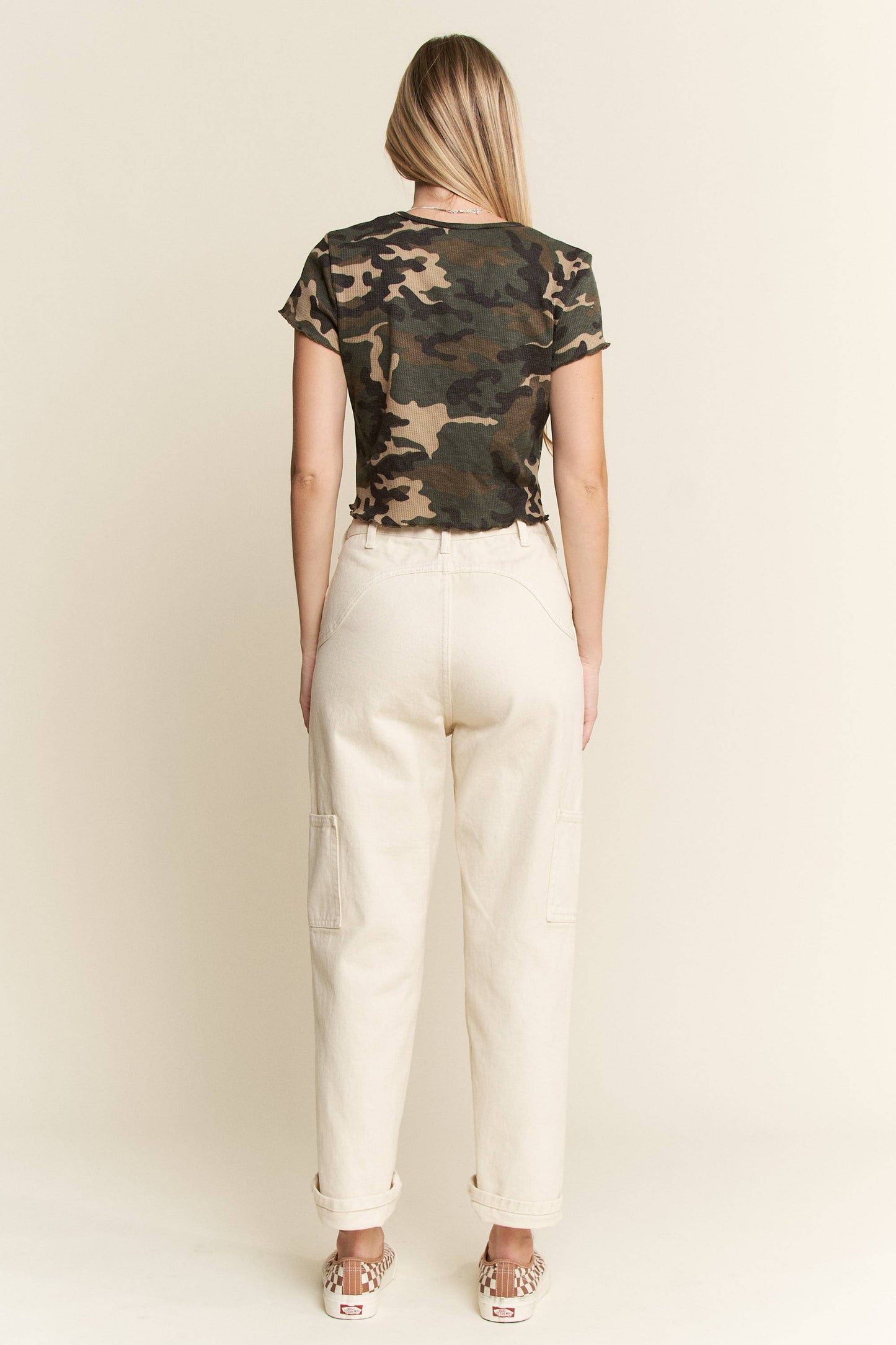 SHORT SLEEVE CAMO PRINT TOP