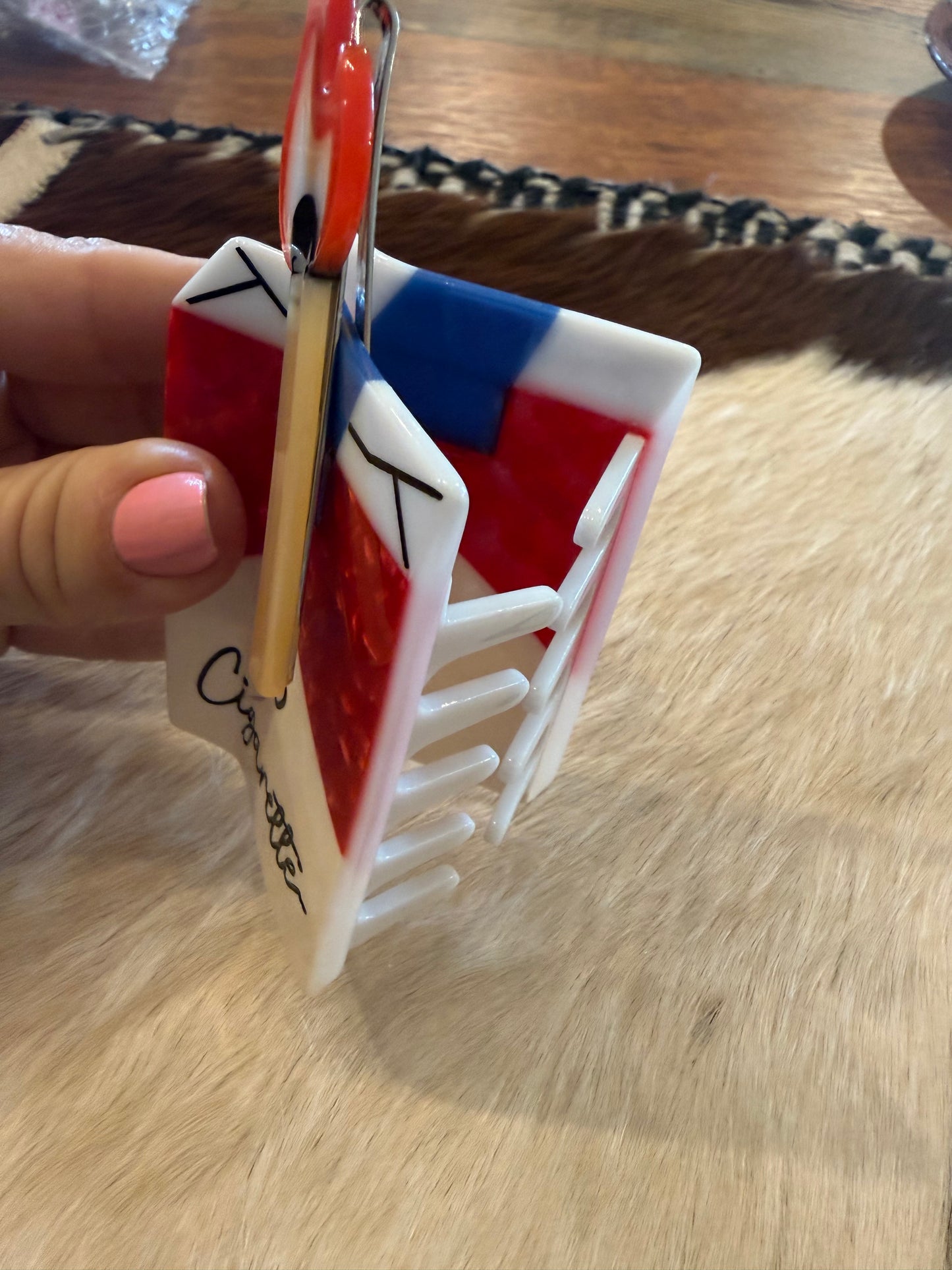 Cig Clip w Match Bobby Pin