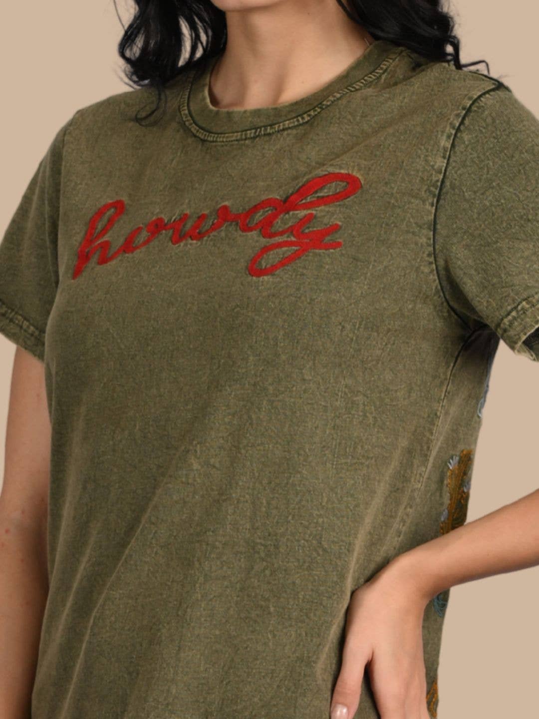 Howdy Embroidered Casual Crew-Neck T-Shirt
