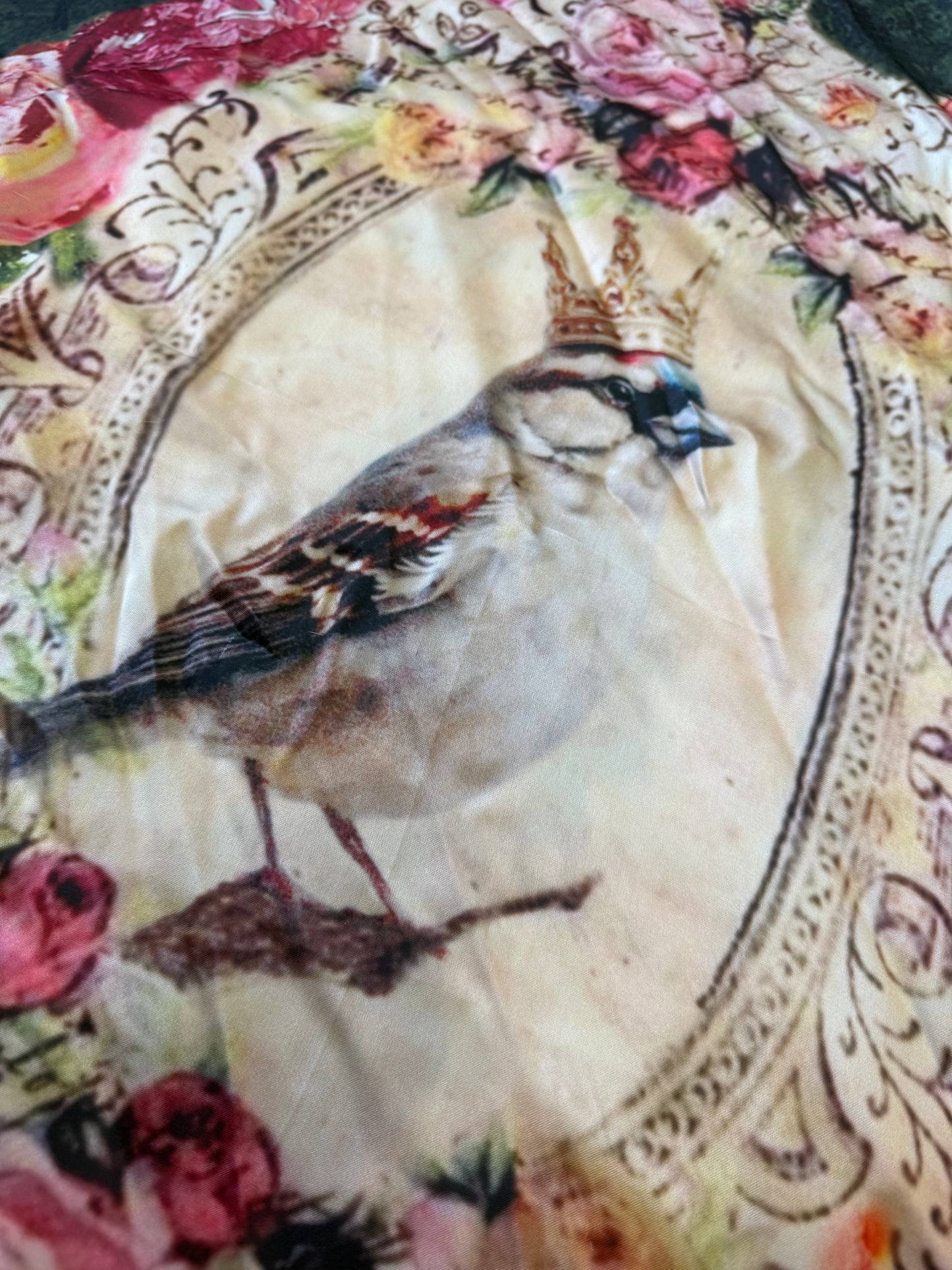 Birdie Queen Scarf