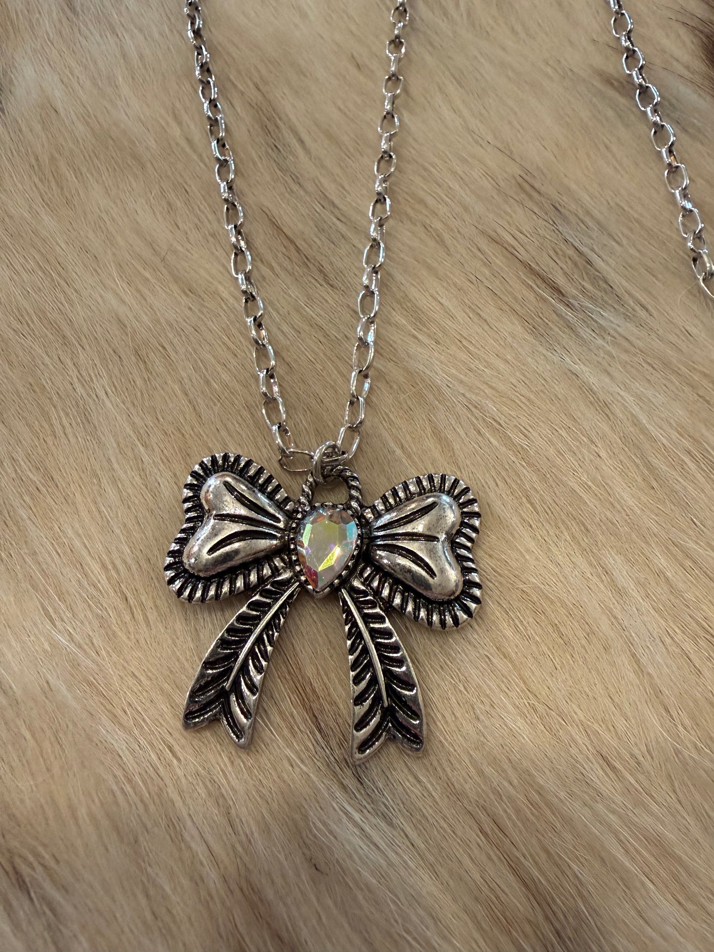 Bow Please Necklace