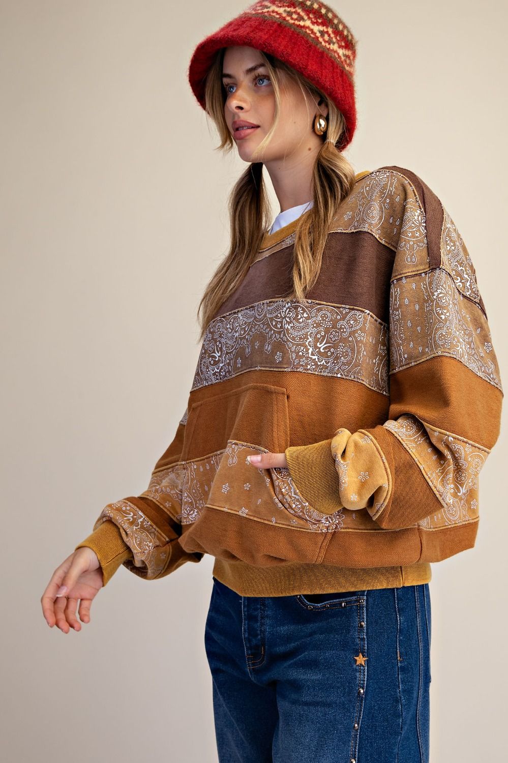 BANDANA PRINT WASHED TERRY PULLOVER