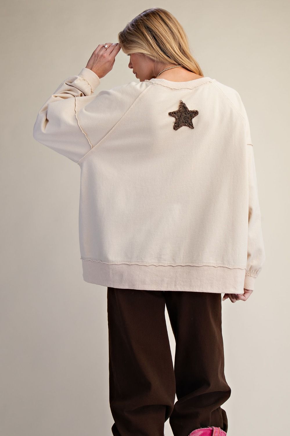 STAR PATCH FRONT WASHED TERRY PULLOVER
