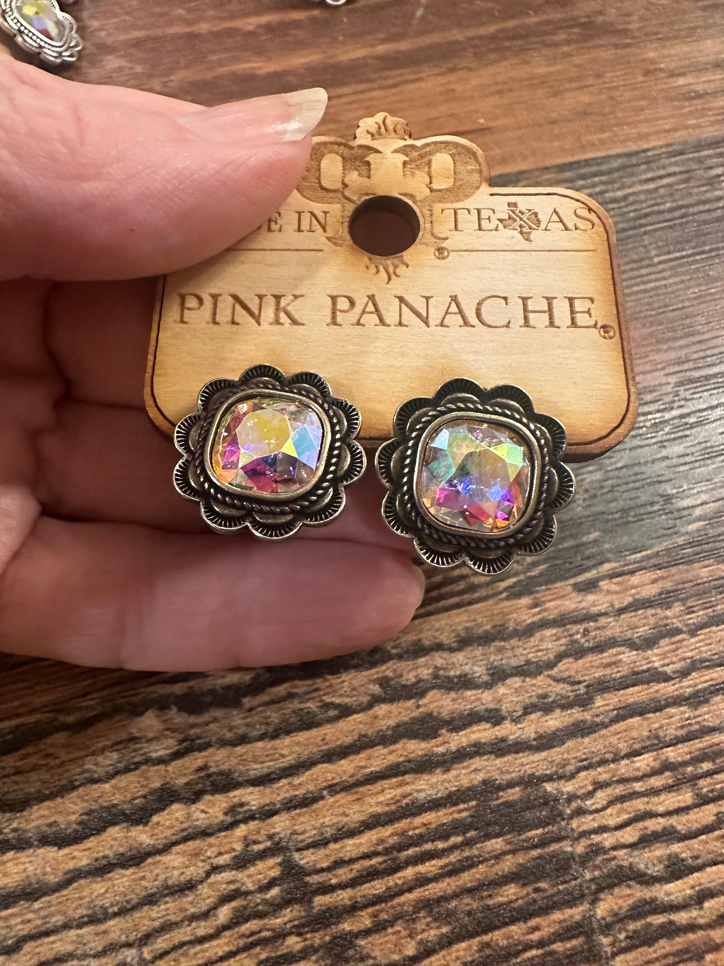 Ruffled Edge Post Earring