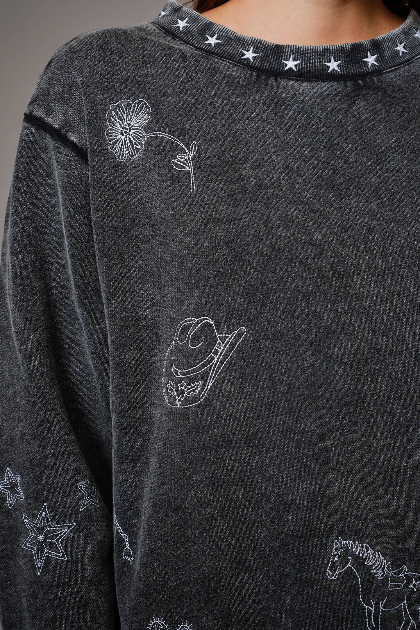 Mineral Wash Western Embroidered Sweatshirt