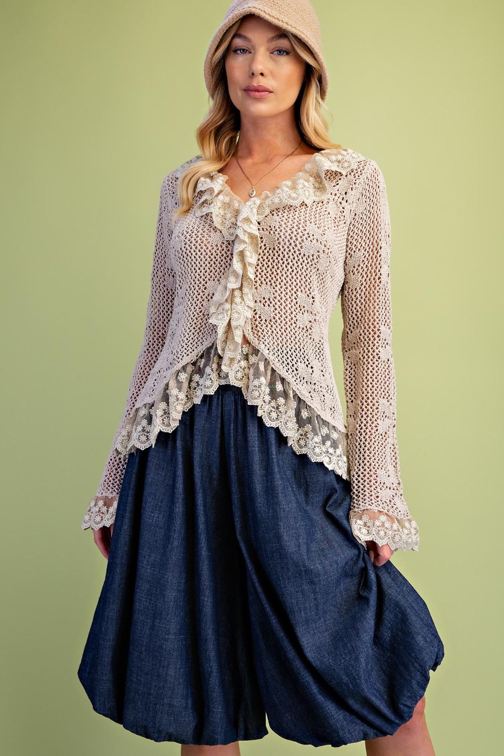 LACE RUFFLE KNITTED CARDIGAN