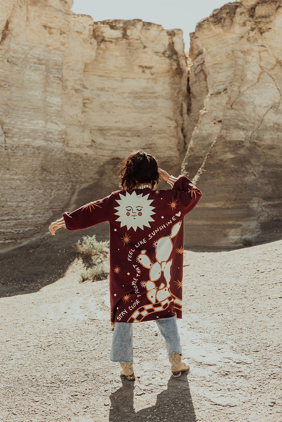 FEELS LIKE SUNSHINE MAXI
CARDIGAN