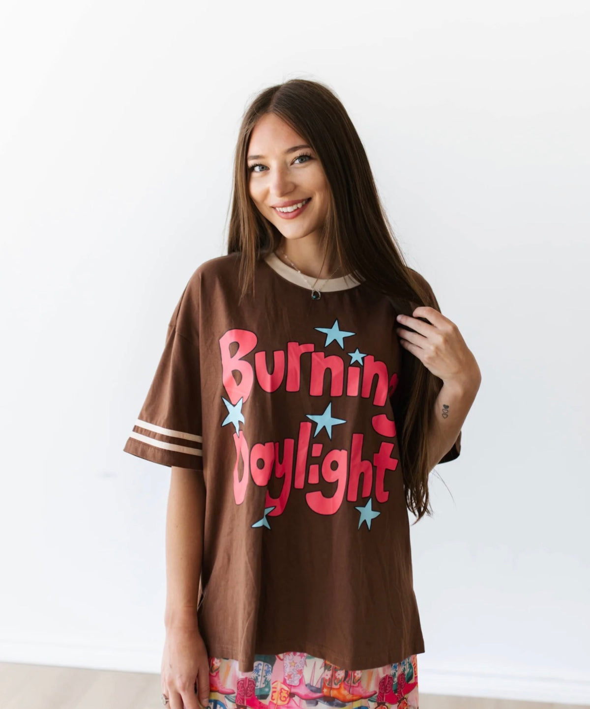 BURNING DAYLIGHT GRAPHIC TEE