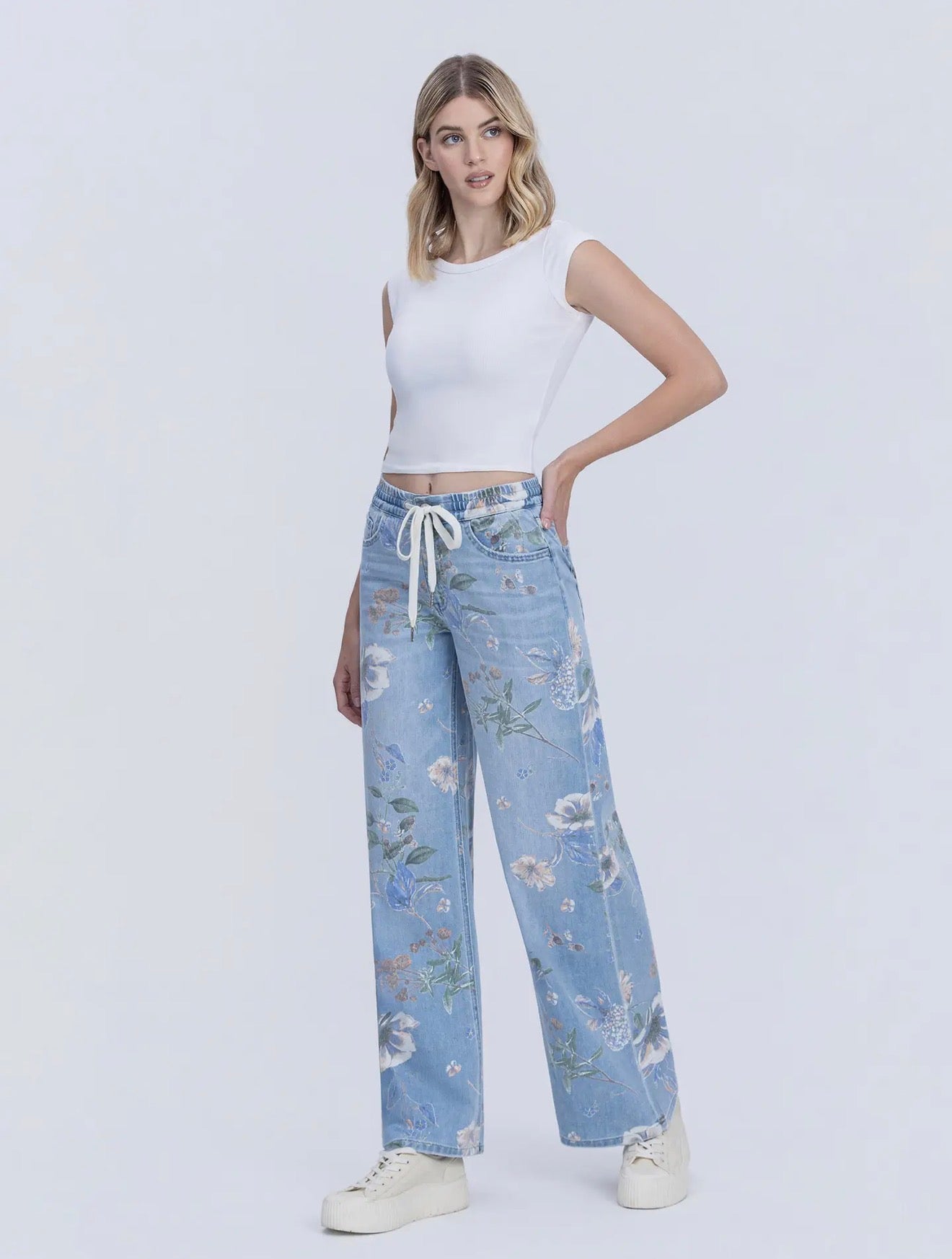 High Rise Drawstring Floral Print
Wide Jeans - VERVET by FLYING MONKEY