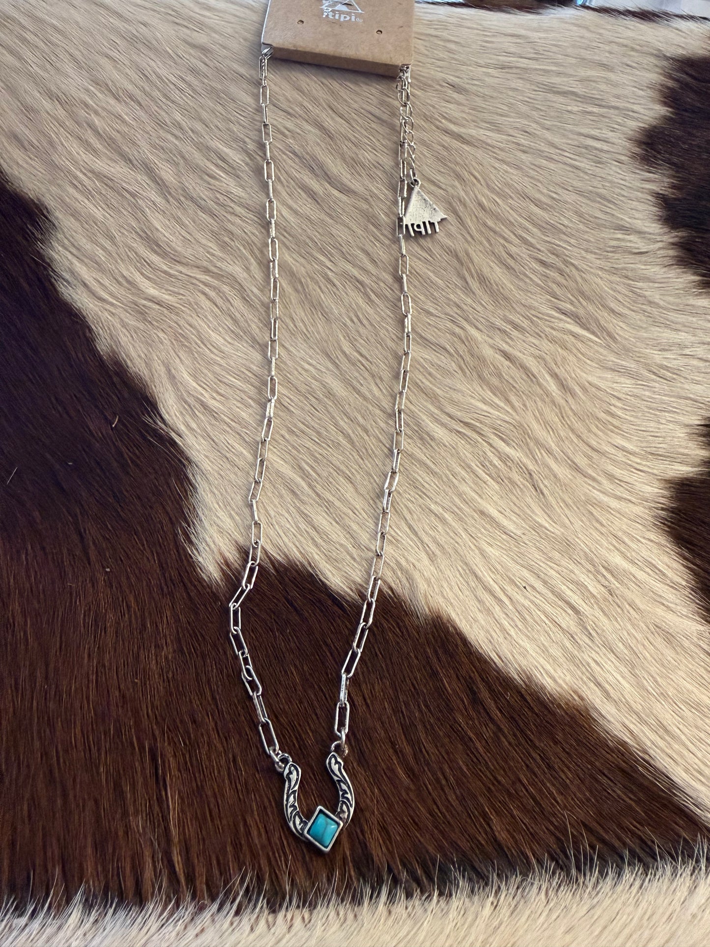 Lucky You Horseshoe Necklace