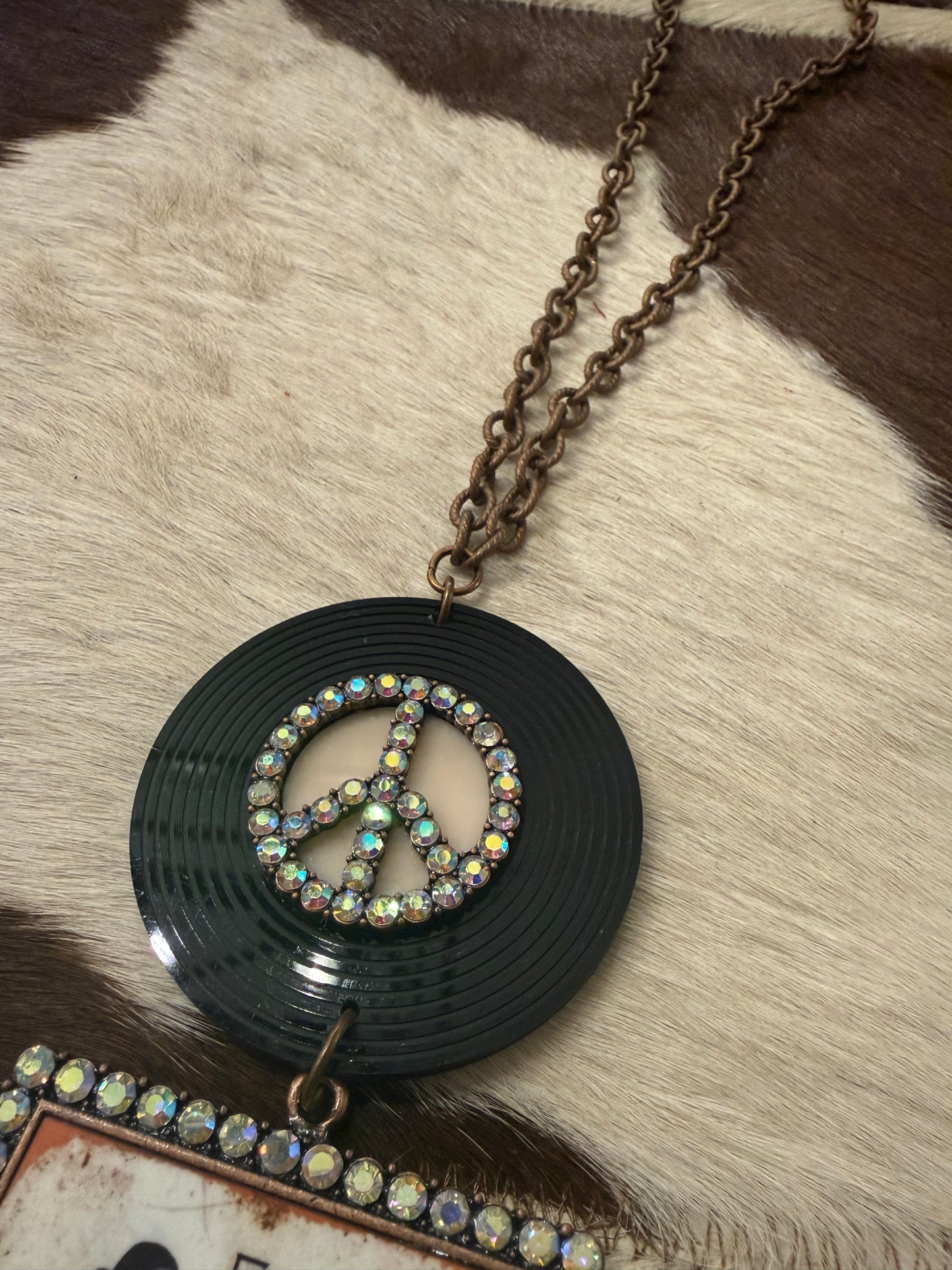 Rumors Necklace