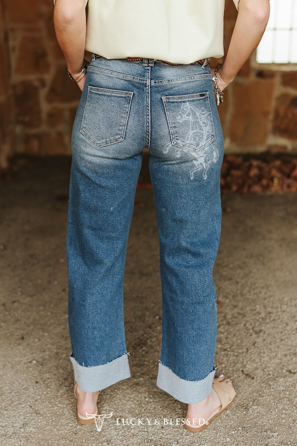 RIDE ON BARRELL CUFFED MID RISE
JEANS (28IN AFTER FOLD)