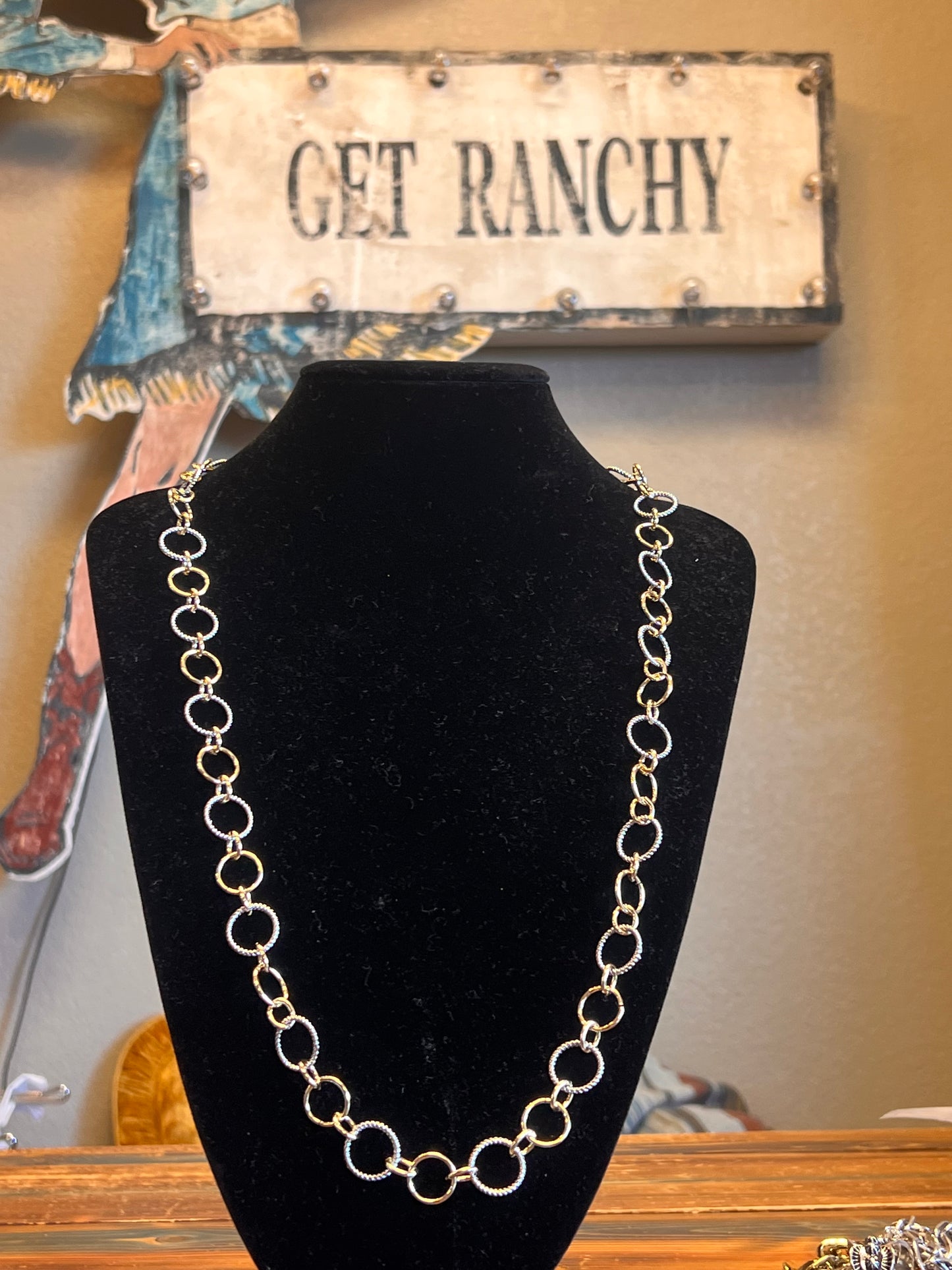 Two Toned Circle Link Necklace