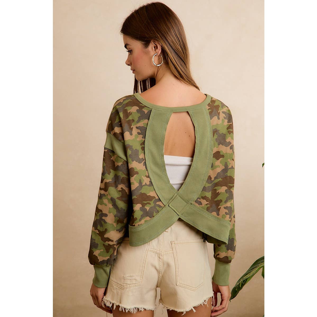 CAMO JERSEY OPEN BACK LONG SLEEVES TOP