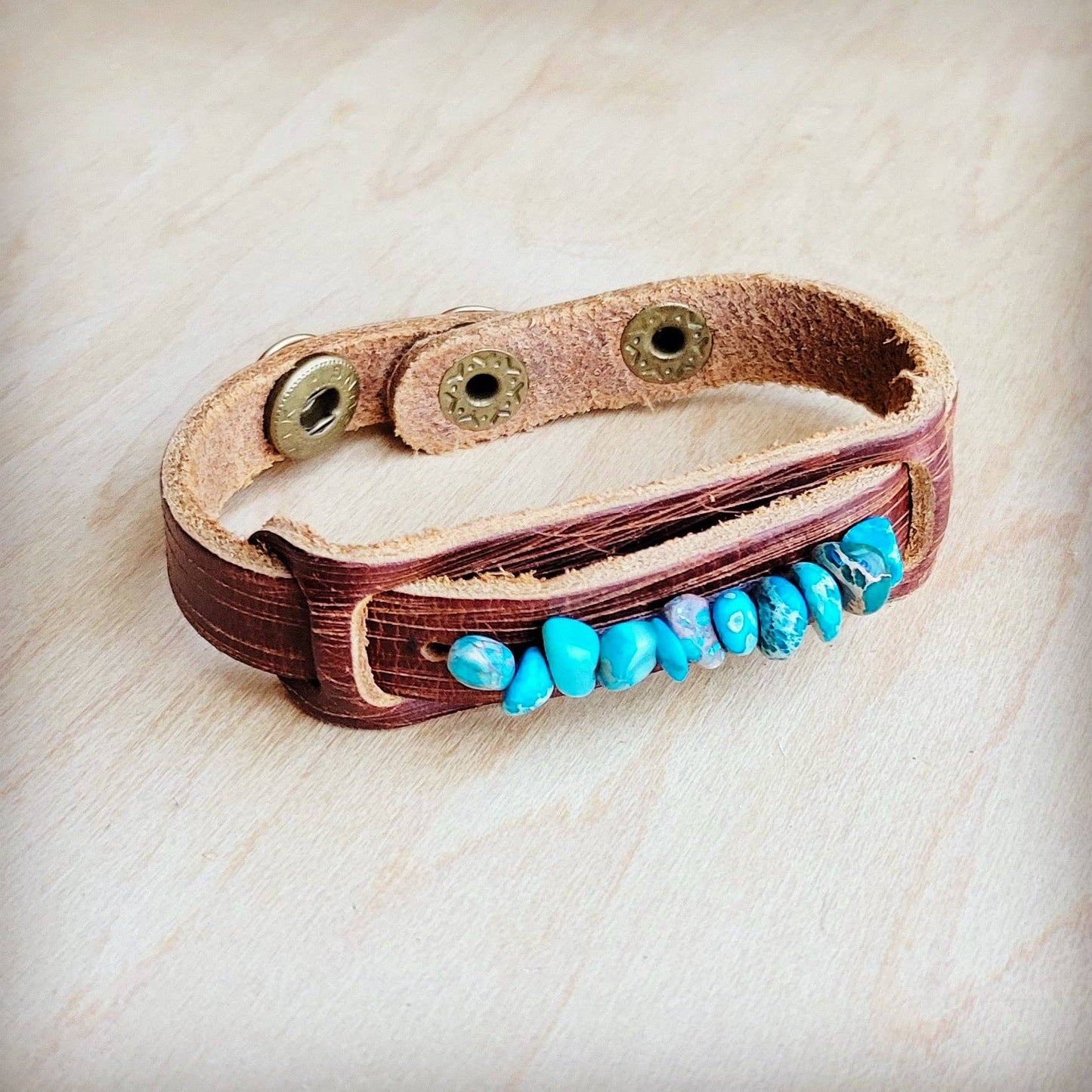 **Genuine Leather Narrow Cuff Turquoise Regalite Stones 006v