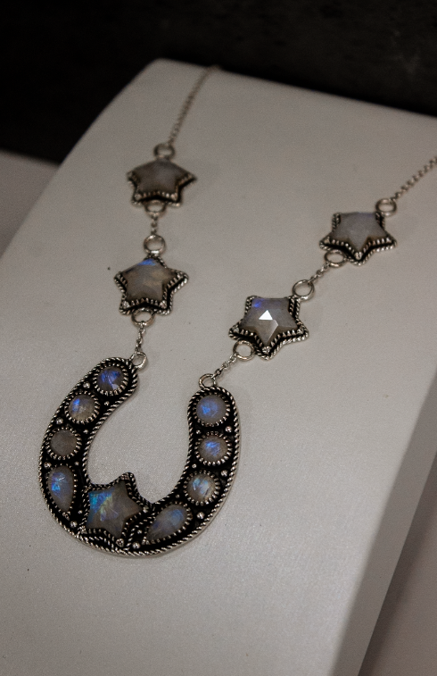 In The Night Horseshoe Stone Necklace