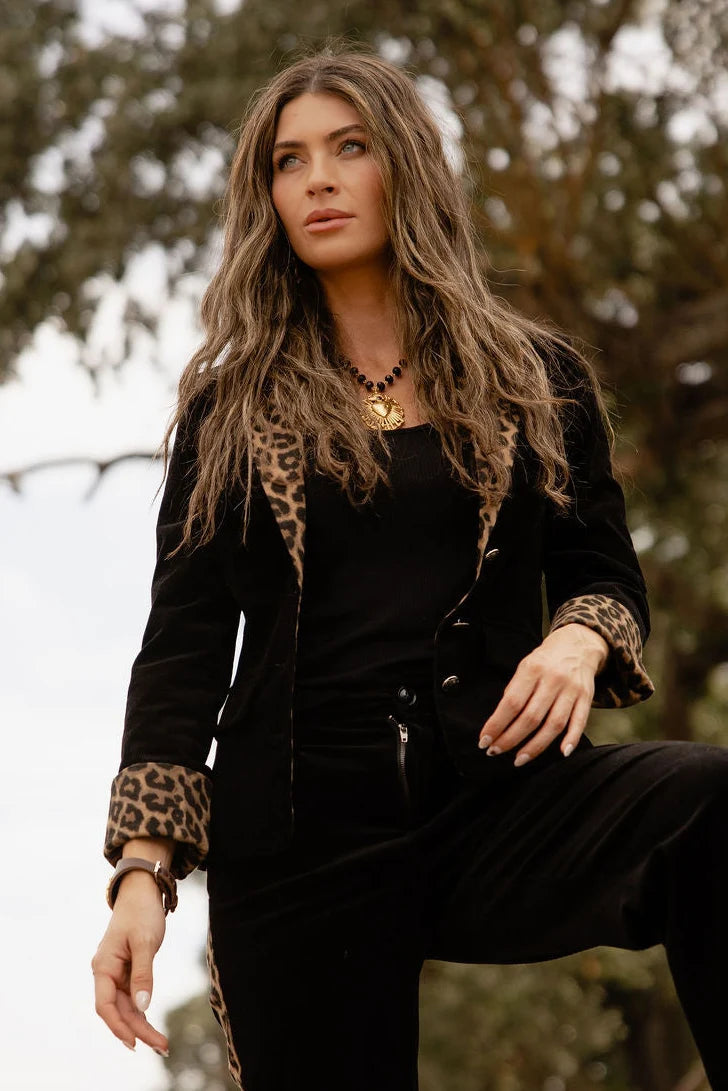 LADY IN LEOPARD BLAZER