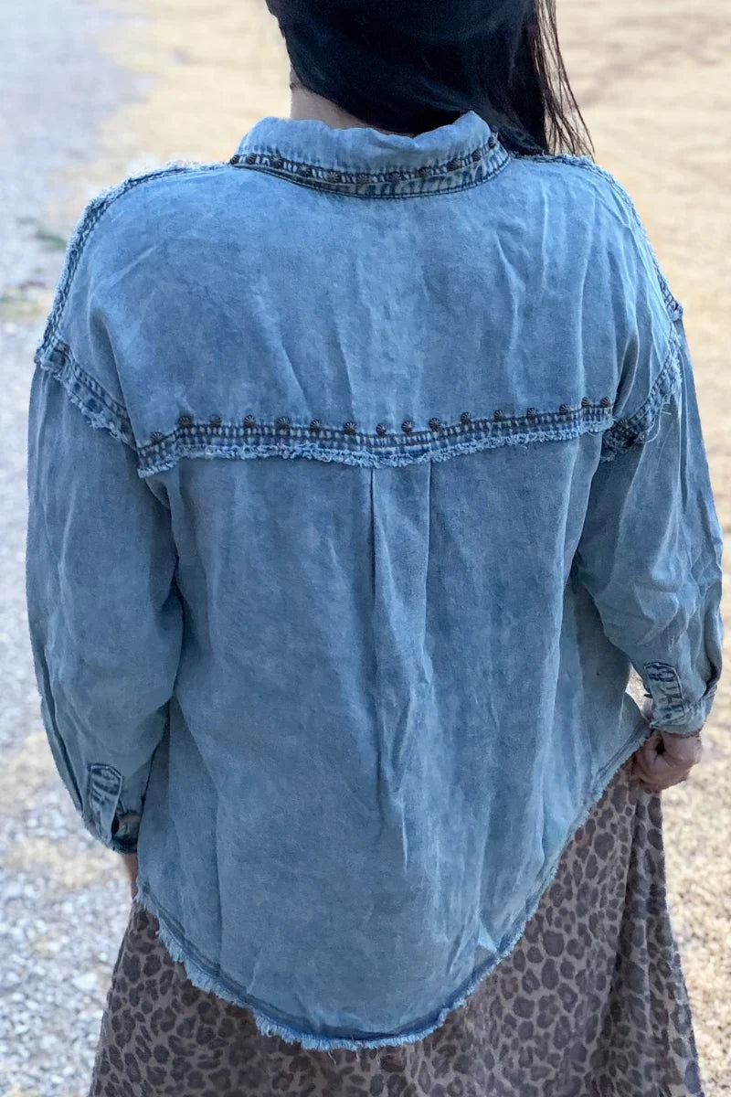 STUDDED DENIM SHACKET