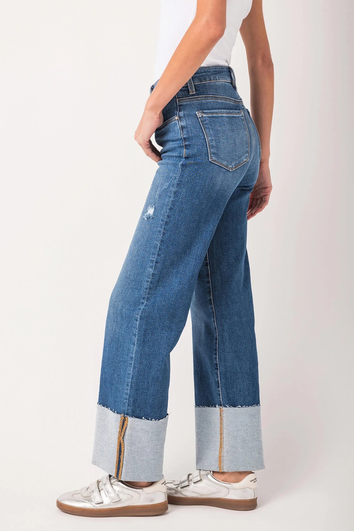Risen Wide Cuff Jeans