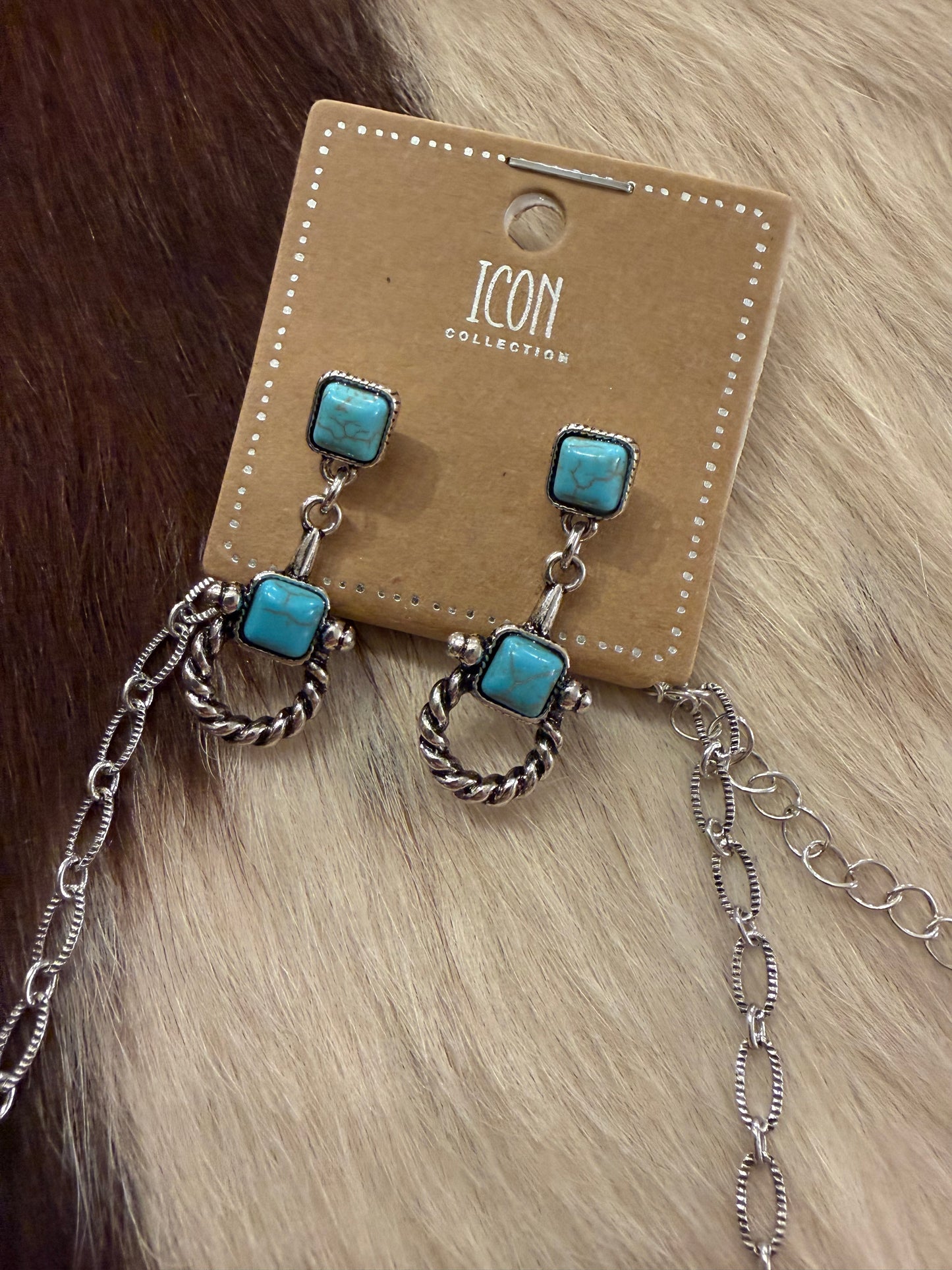 Rope Turquoise Bit Necklace Set