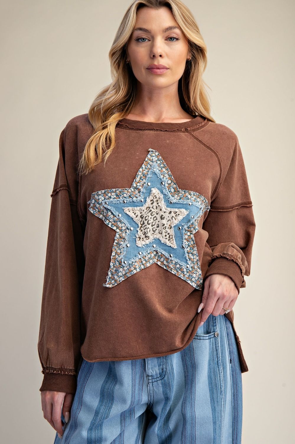 STAR PATCH FRONT WASHED TERRY PULLOVER