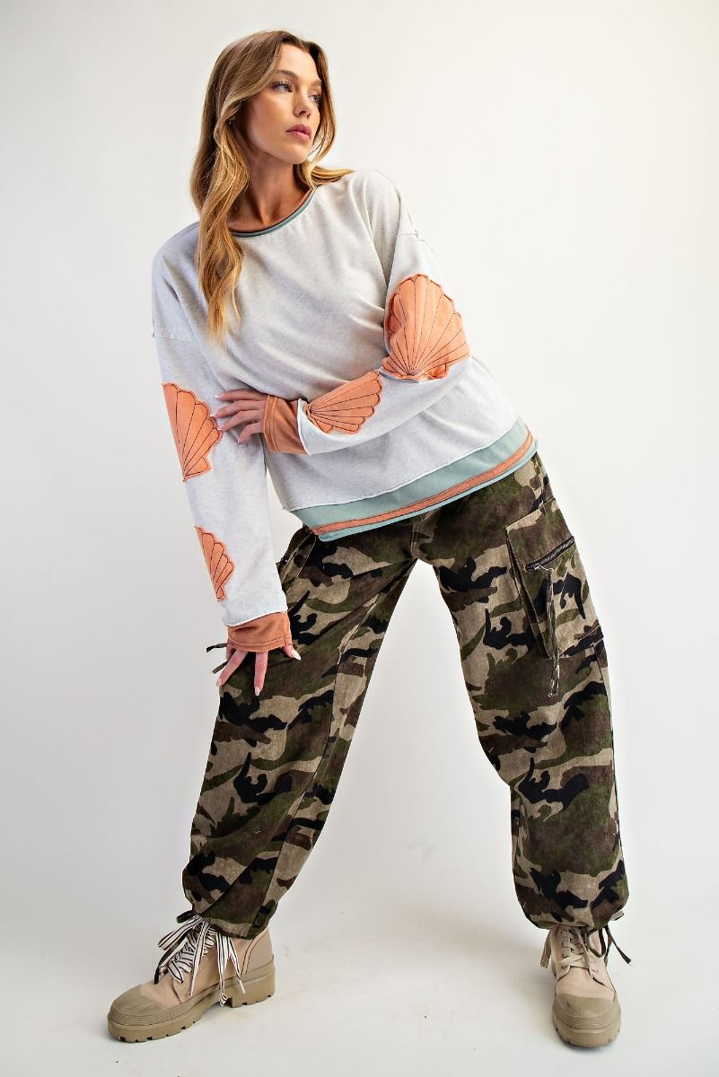 CAMOUFLAGE PRINT CARGO
PANTS