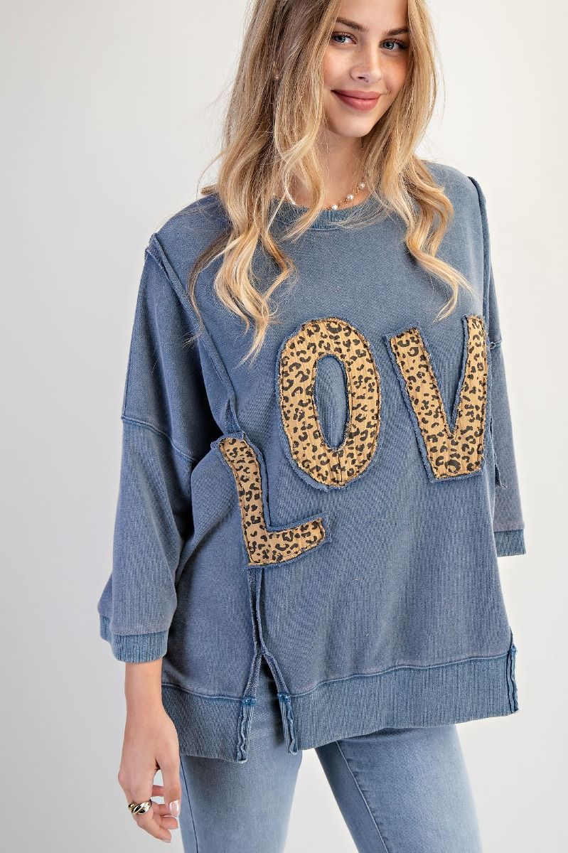 LOVE PATCH FRONT WASHED
TERRY PULLOVER