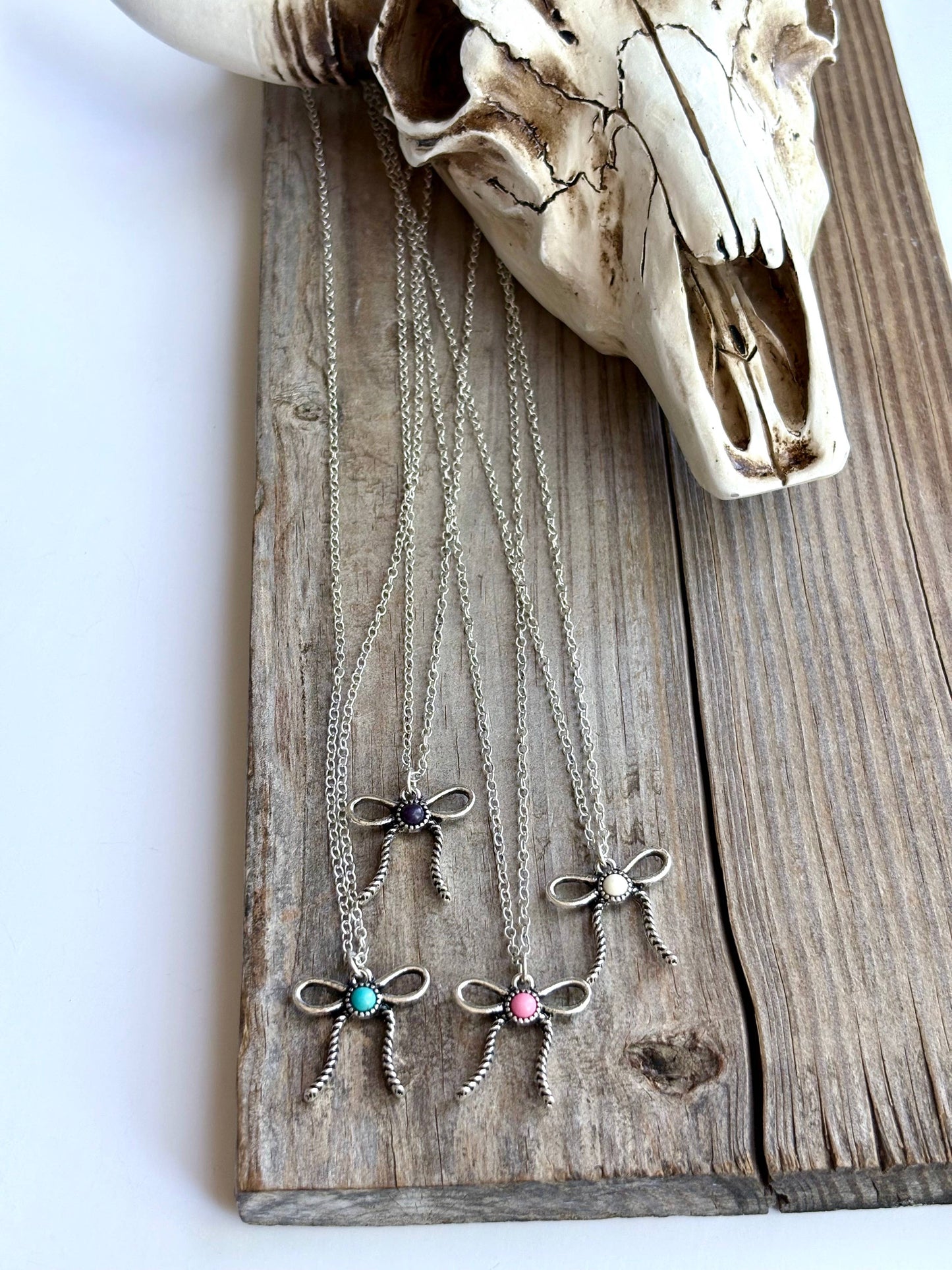 Western Style Coquette Bow Ribbon Pendant Chain Necklace