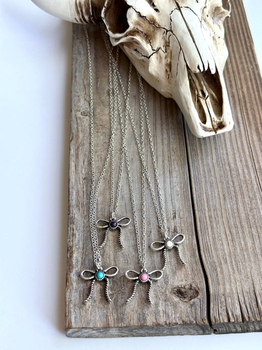 Western Style Coquette Bow Ribbon Pendant Chain Necklace
