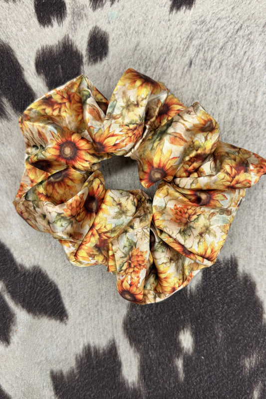SUNFLOWER SHINE SCRUNCHIE