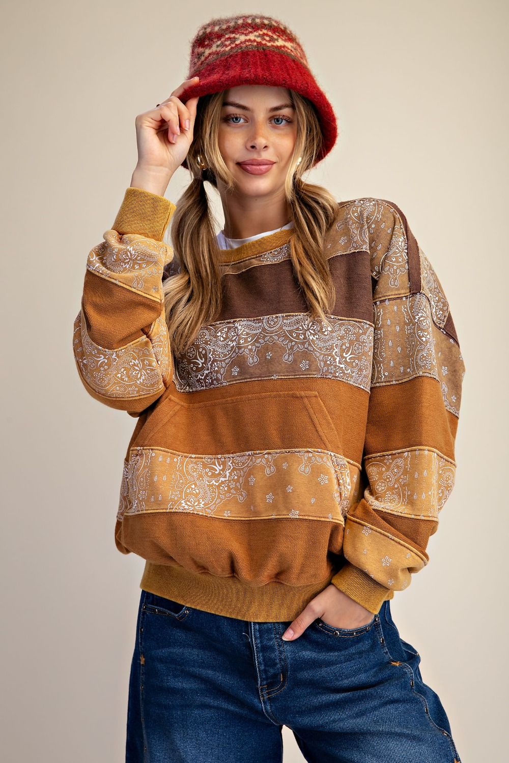 BANDANA PRINT WASHED TERRY PULLOVER