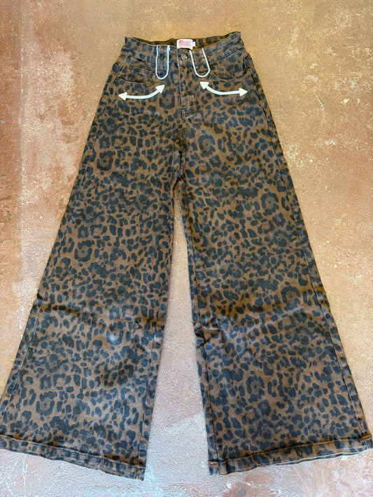 Howdy Hanny Wide Legged Leopard Pants