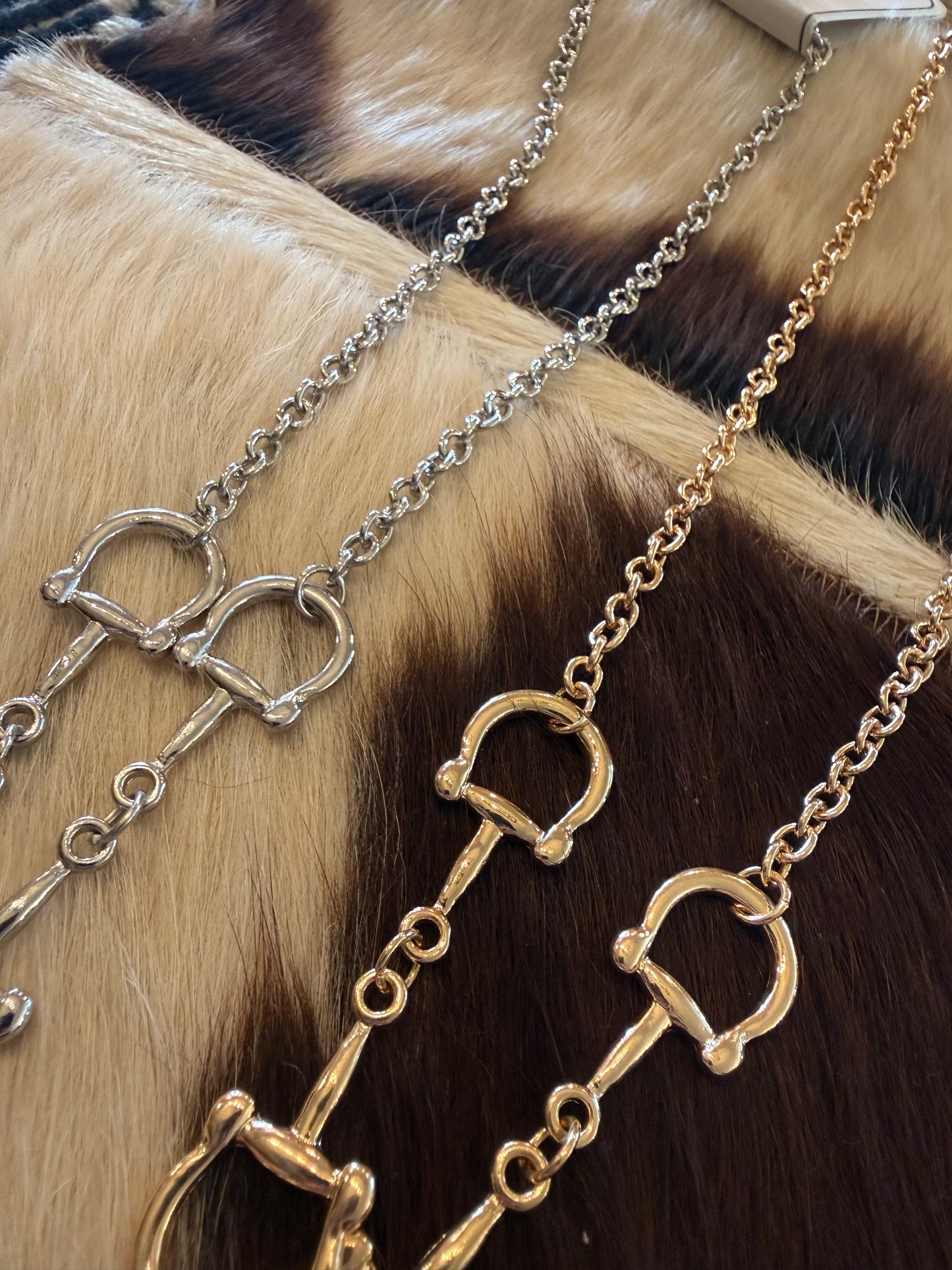 Jilly Necklace