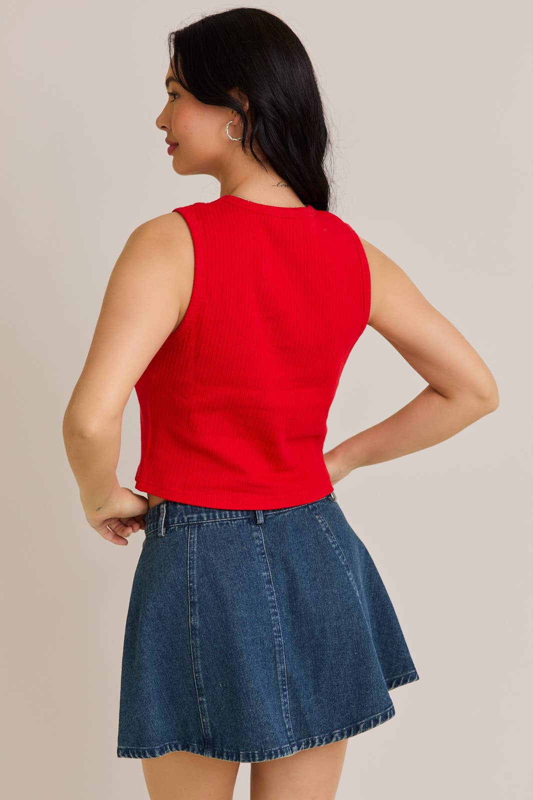 EMBROIDERY DETAIL RIB TANK TOP