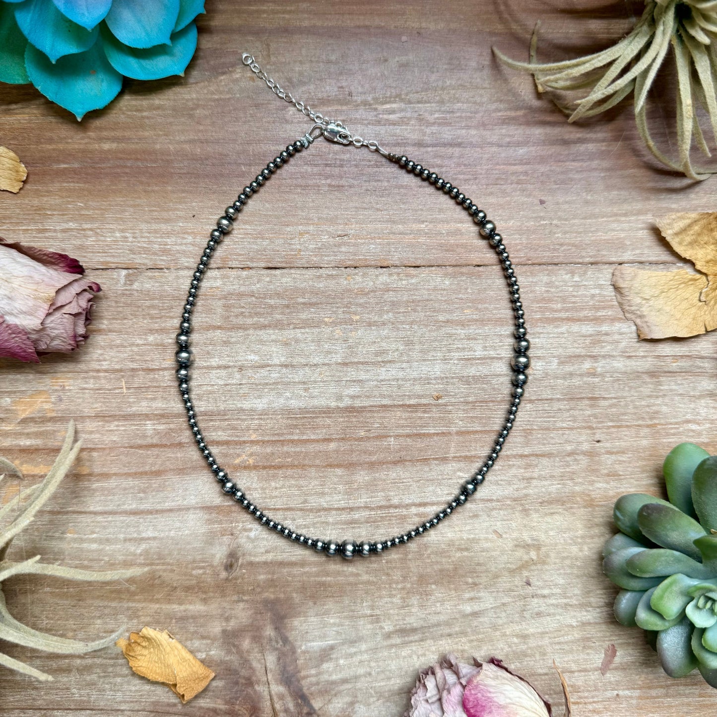 14 inch Graduated Sterling
Silver Pearl Choker