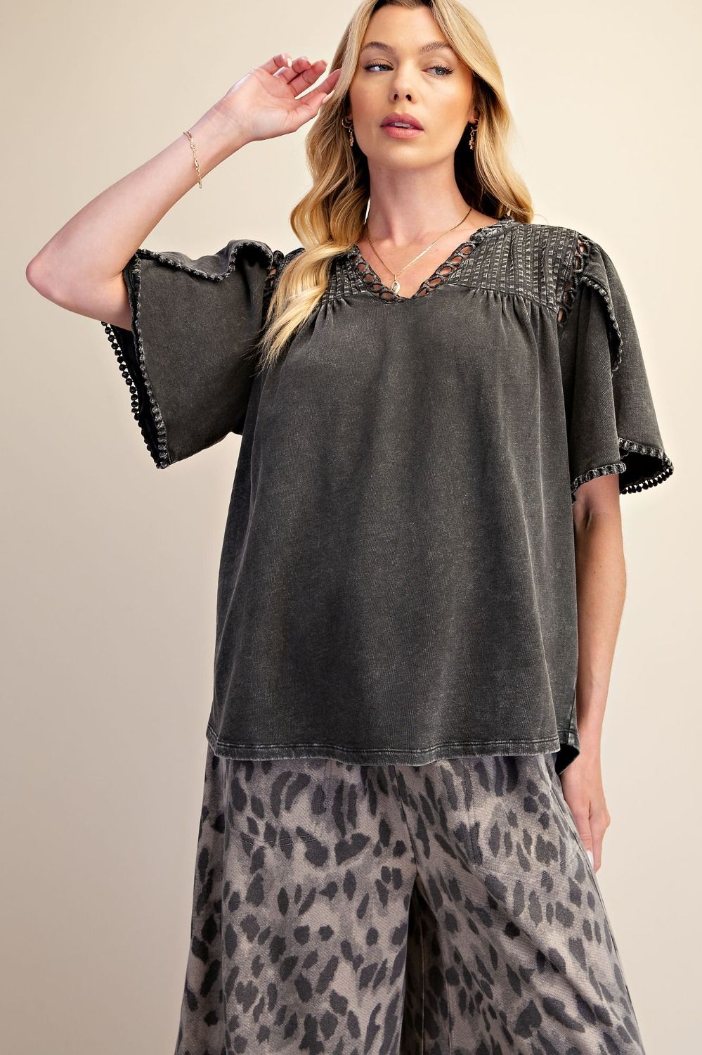TULIP SHORT SLEEVES WASHED KNIT TOP